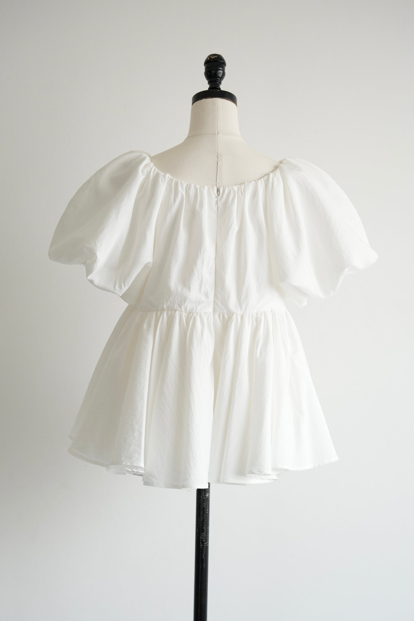 balloon peplum tops