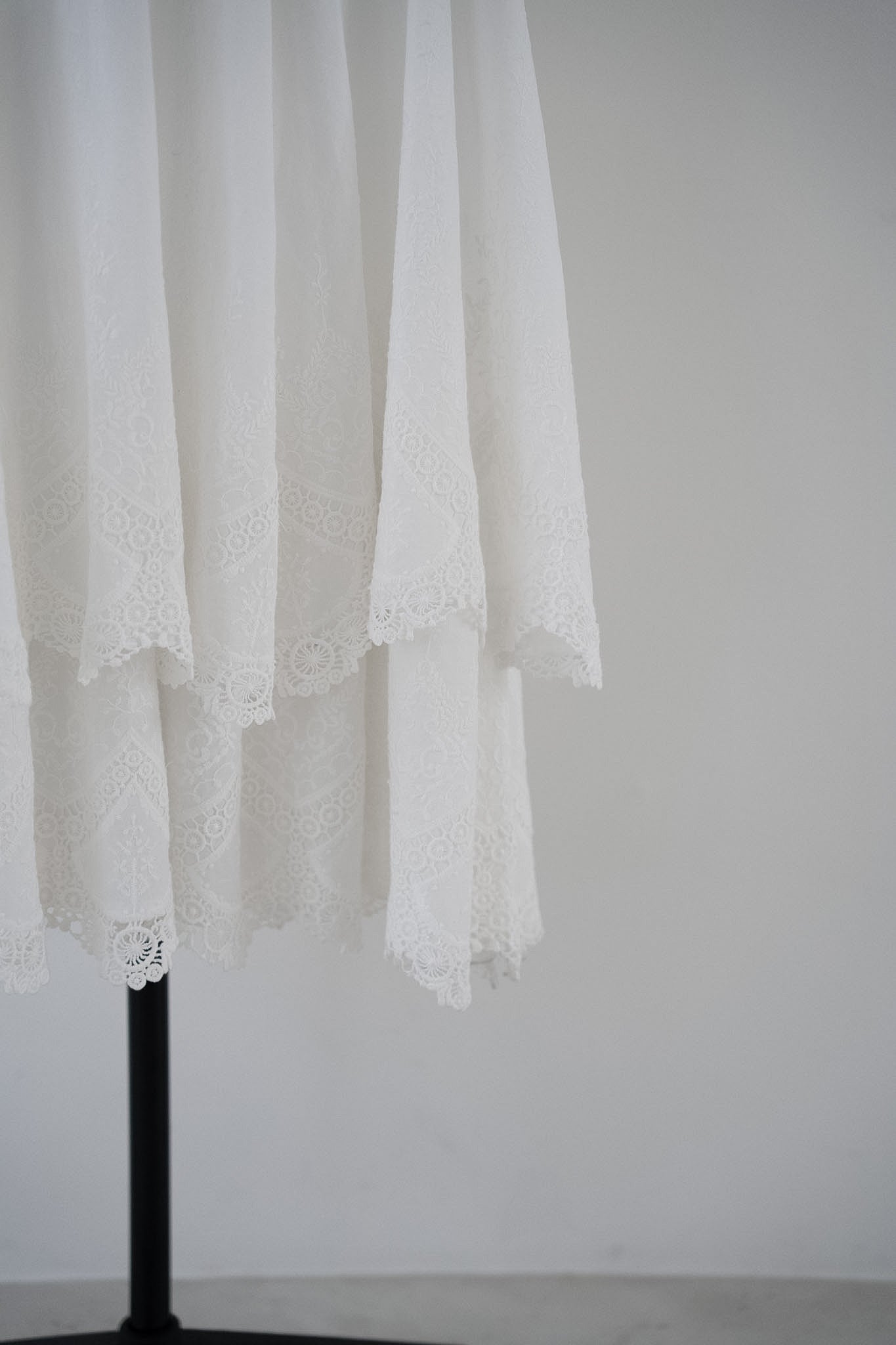 lace tiered volume skirt