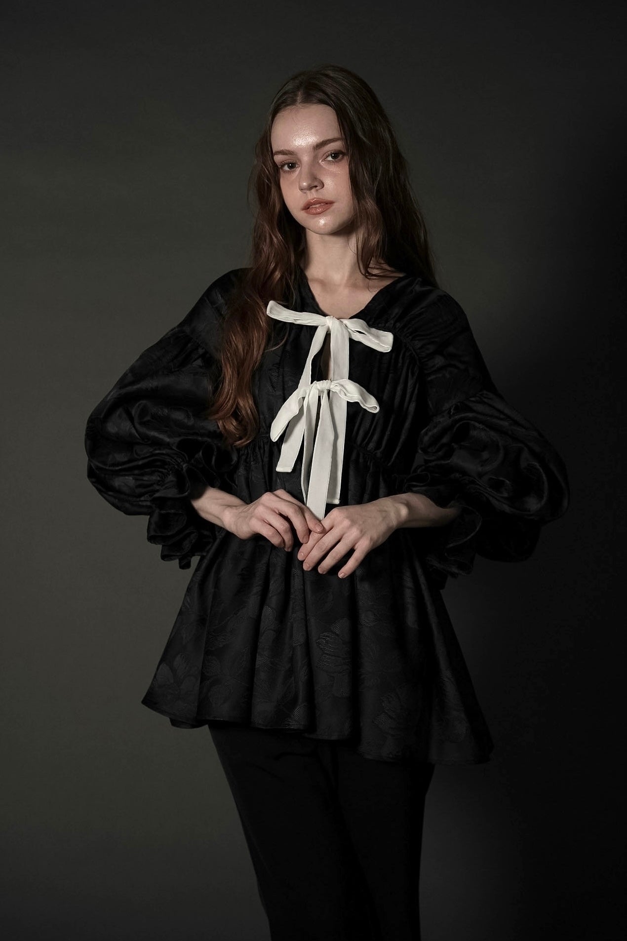 ［Édition］jacquard ribbon blouse