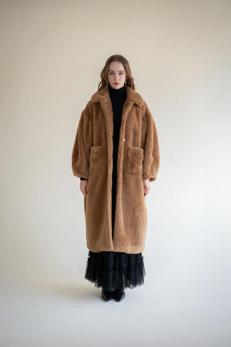 2WAY SOFT BOA LONGCOAT  ムートン　ファー　コート Ameri（アメリ）の「2WAY SOFT BOA LONG COAT（ムートンコート）」 - WEAR