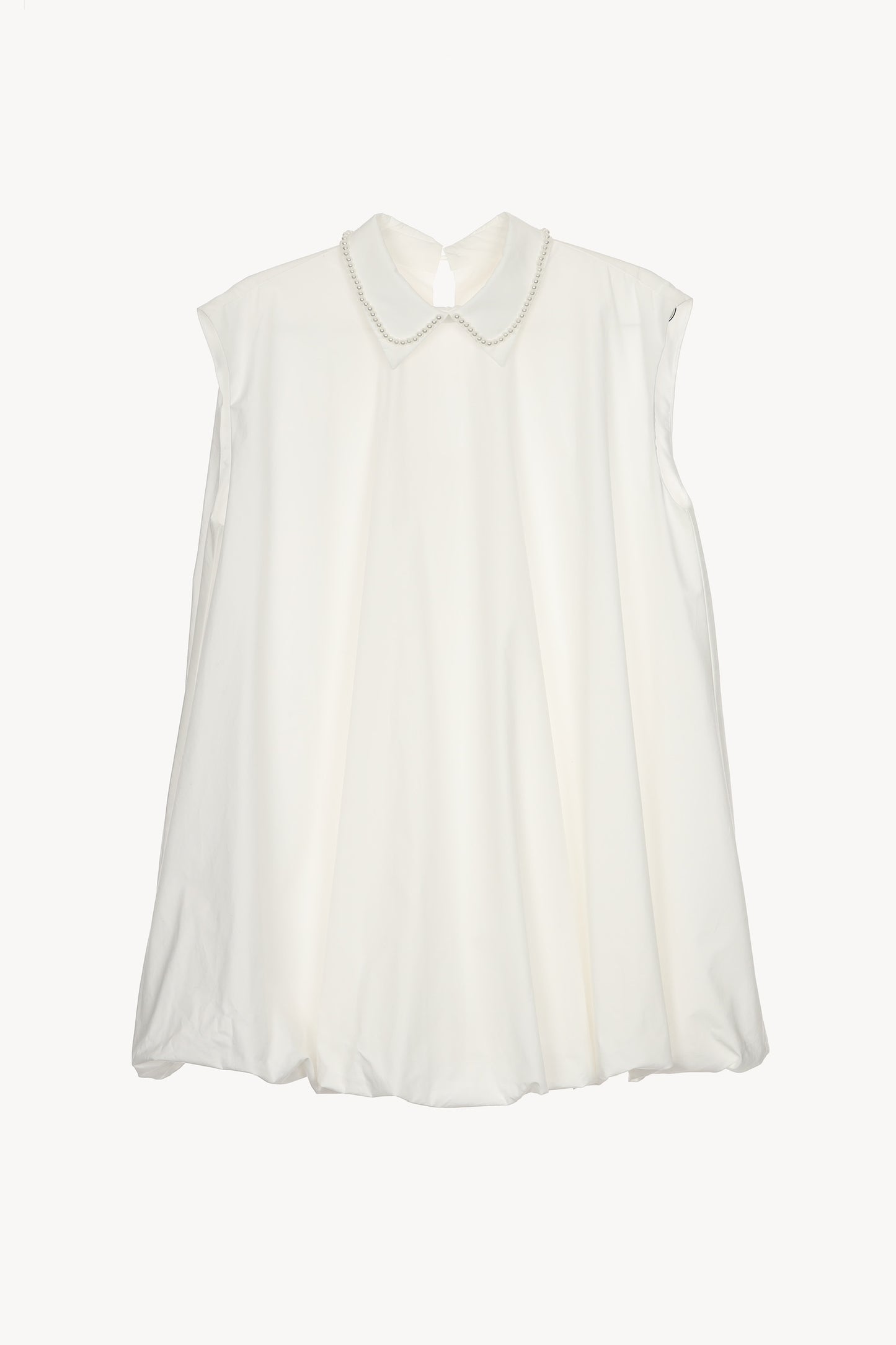 pearl line balloon blouse