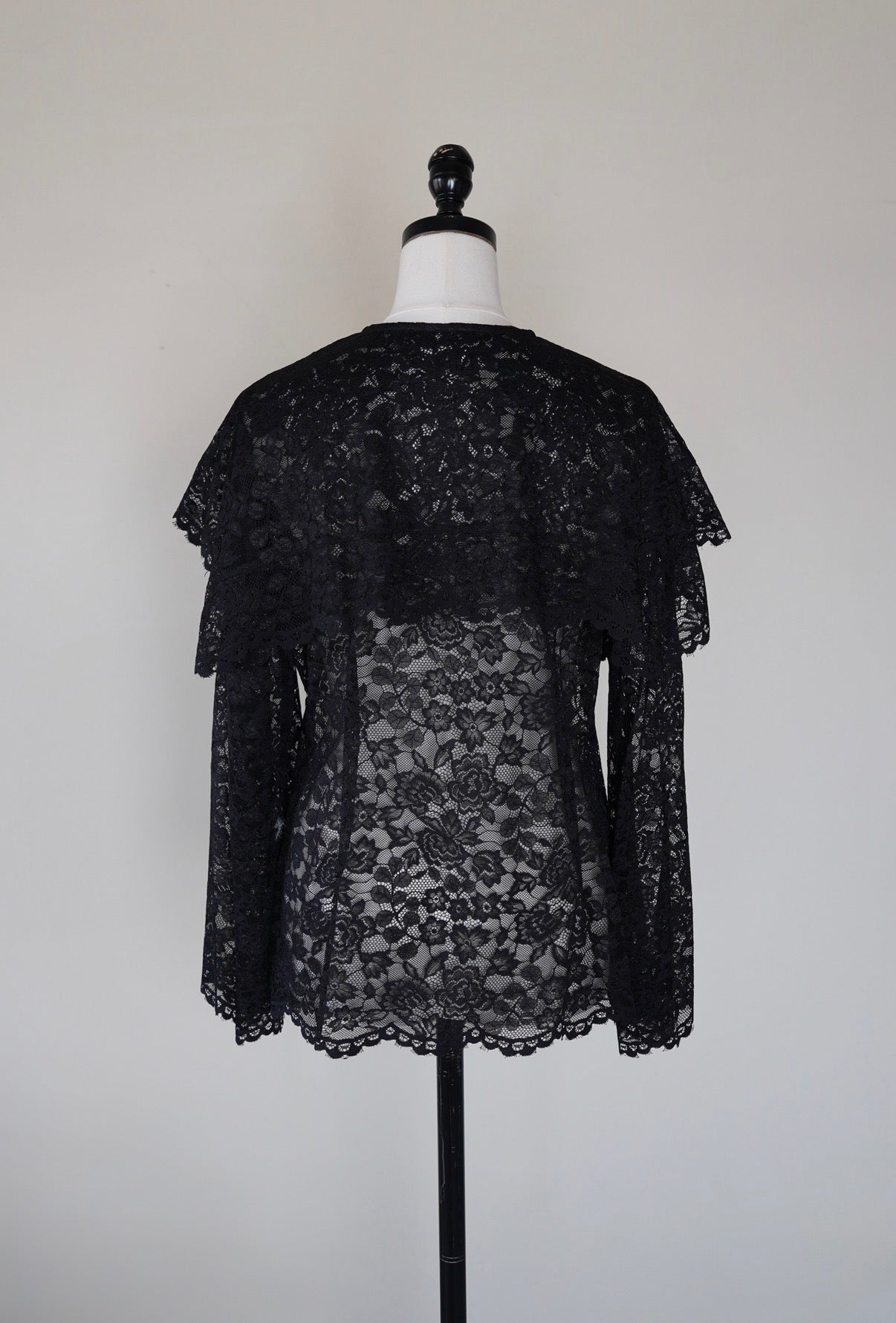 lace cape flare blouse