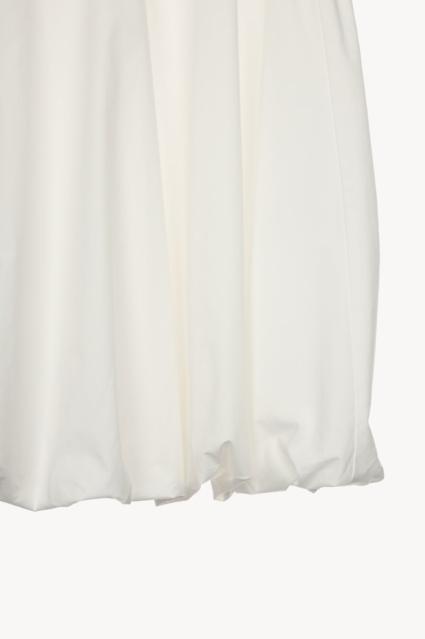 pearl line balloon blouse