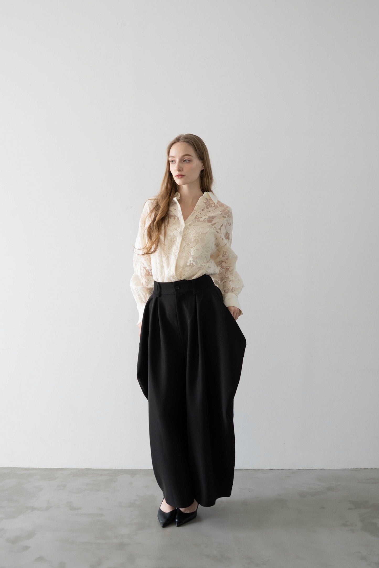 cocoon tuck pants