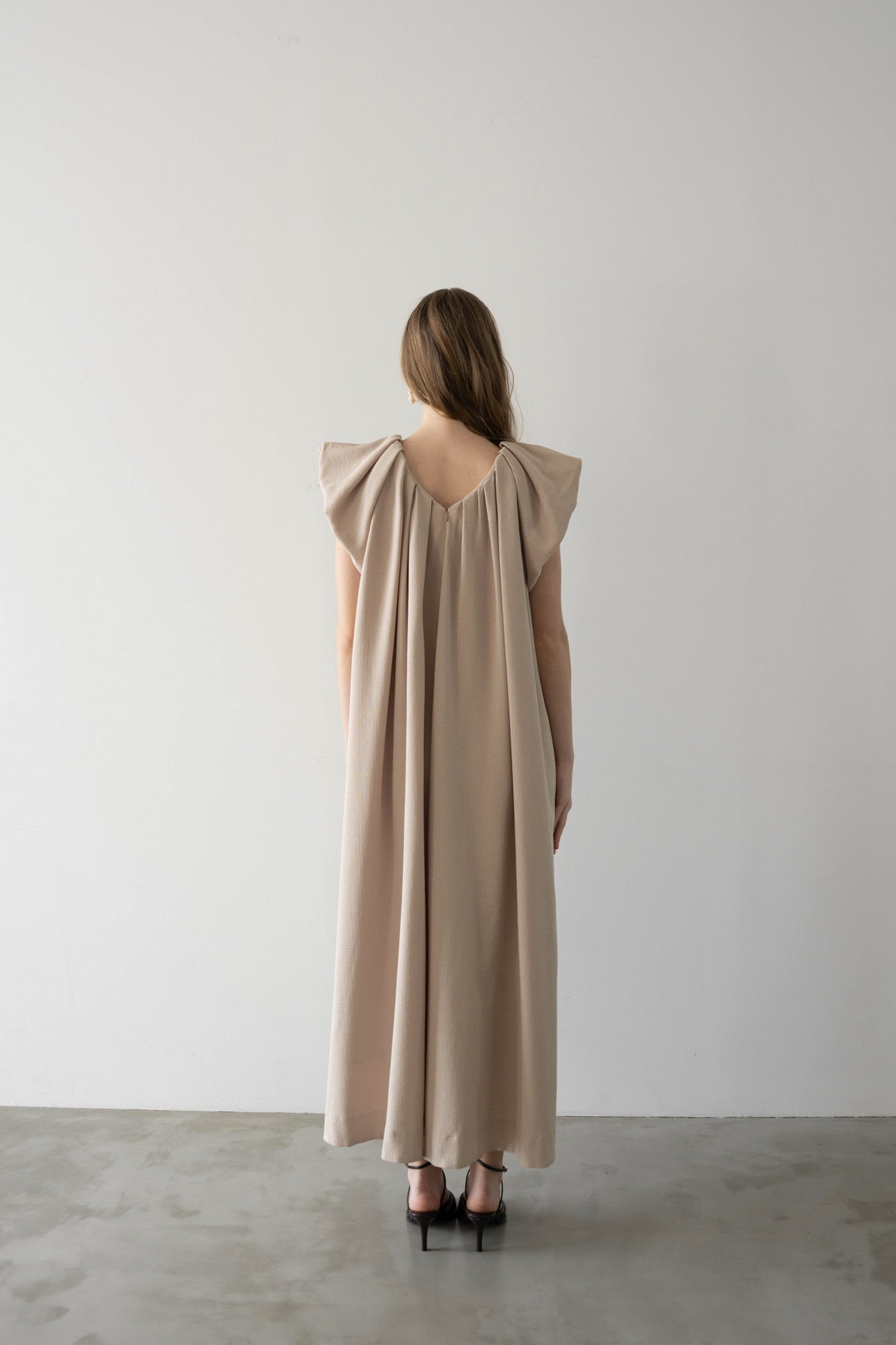 【いちご】Ackaドレープワンピース　ベージュ　size1 drape one-piece – Acka online store