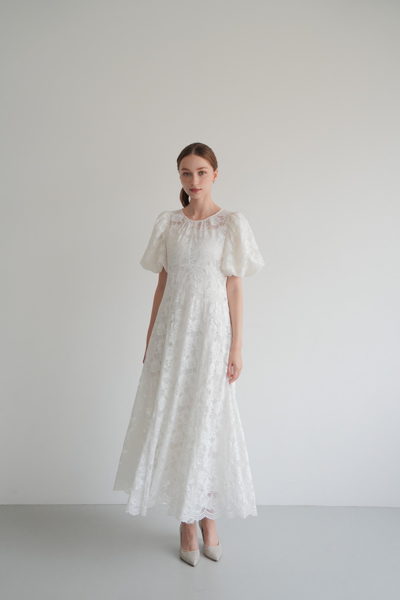 puff sleeve lace dress