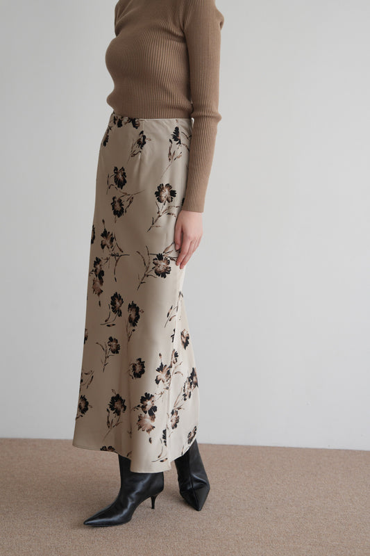 flower satin skirt