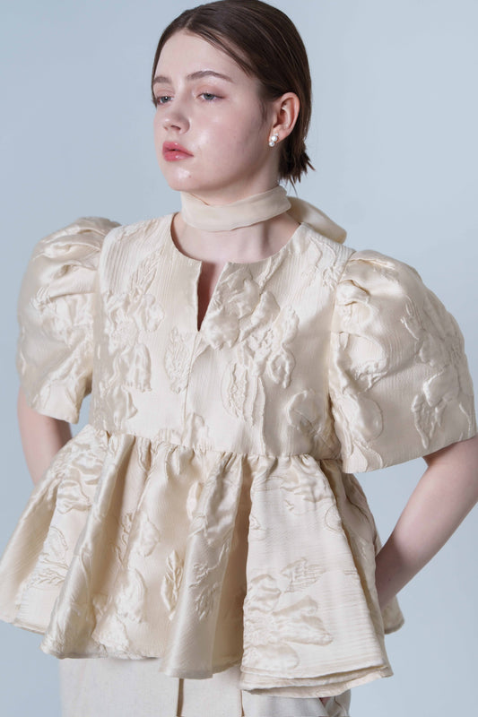 acka. glossy jacquard blouse 