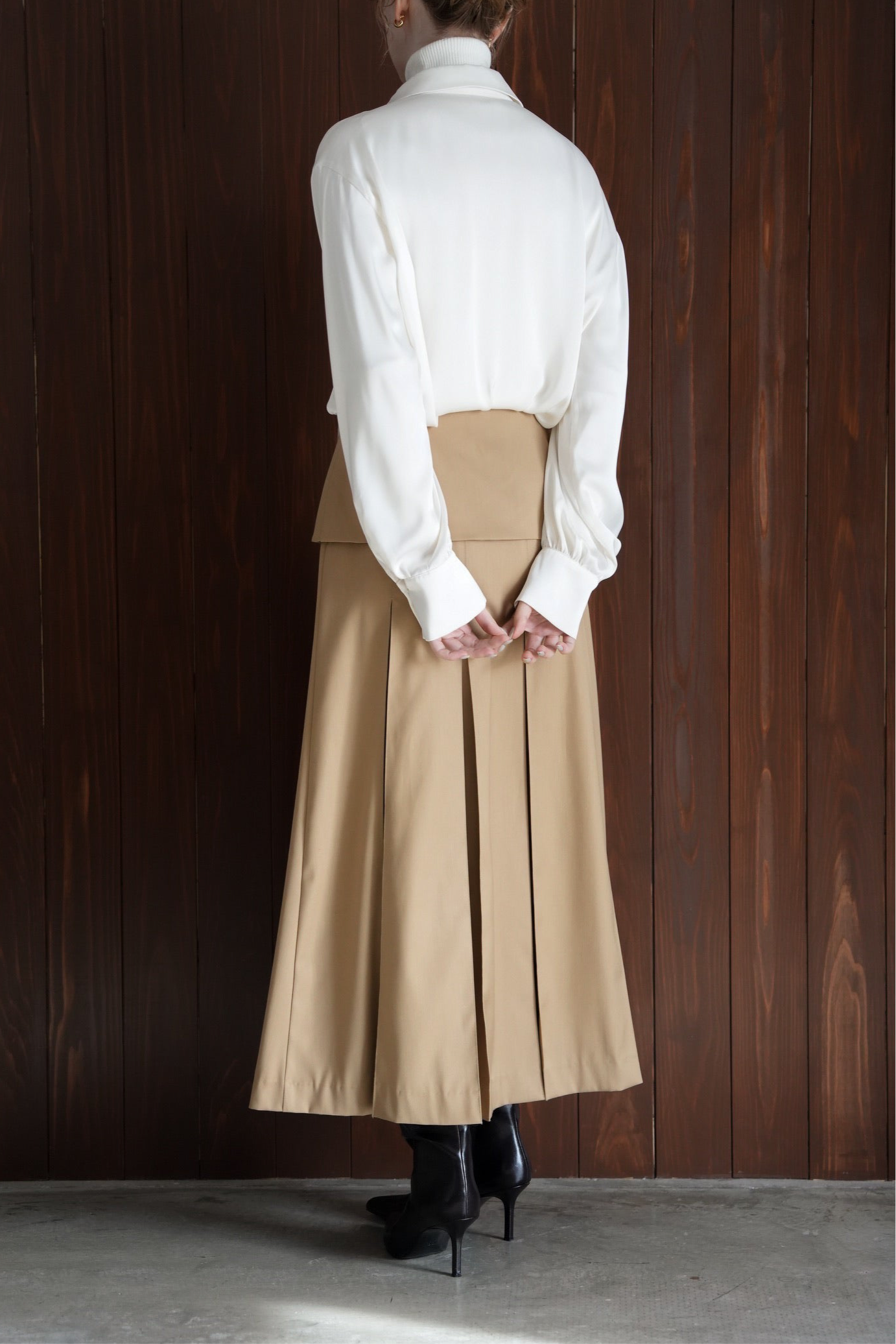 pleats wide skirt