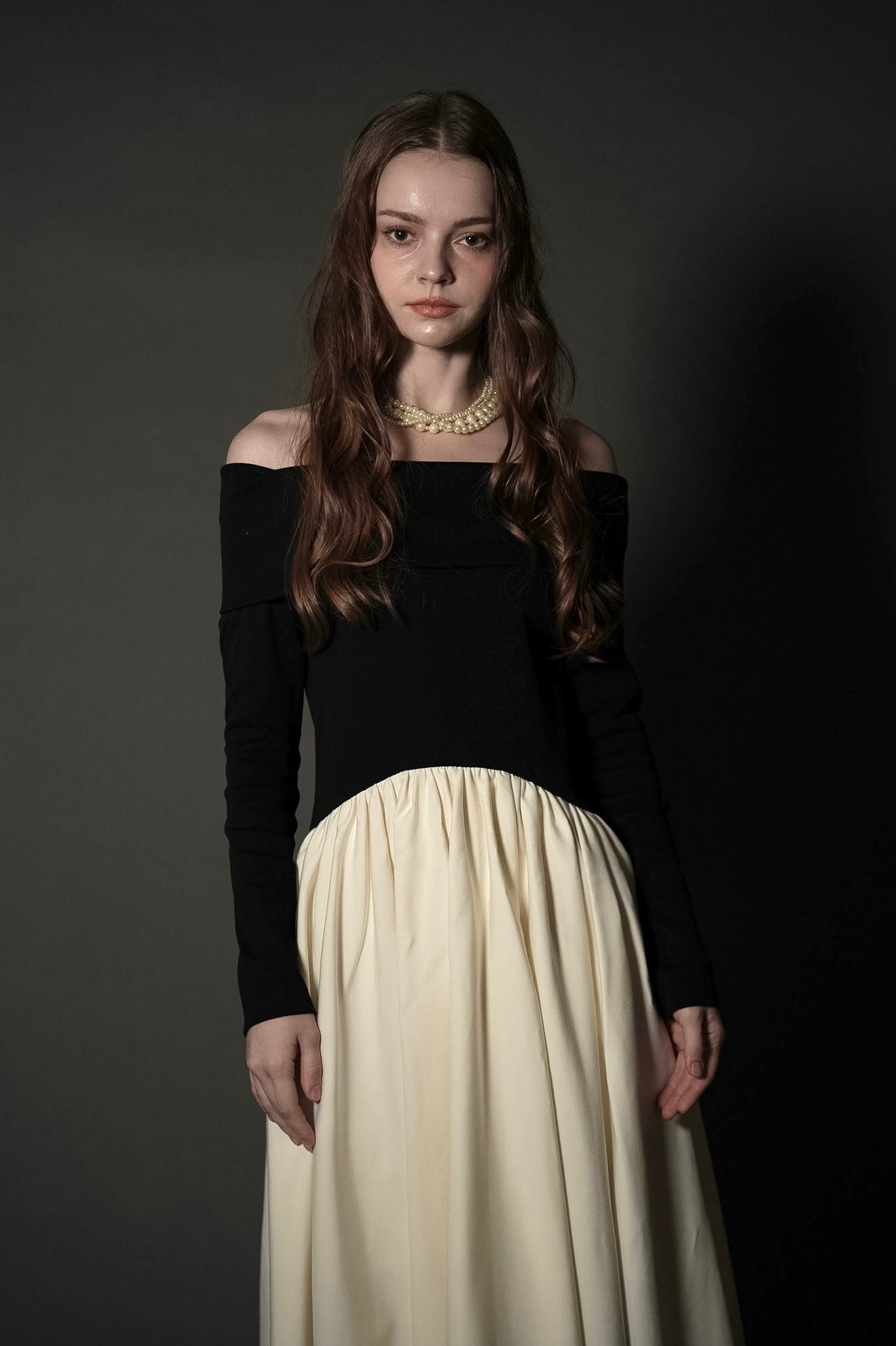 ［Édition］off shoulder docking one-piece