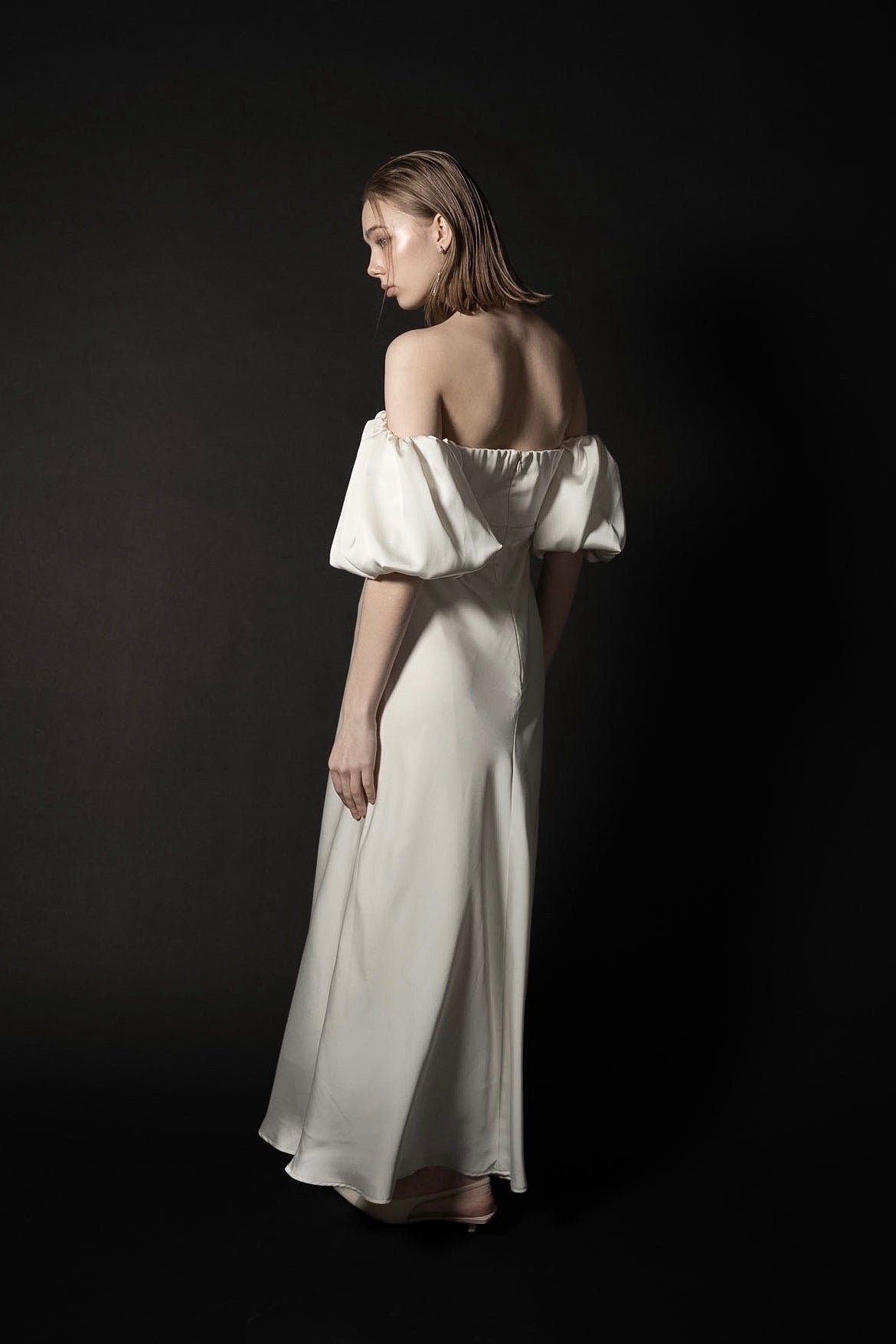 ［Édition］soft line puff dress
