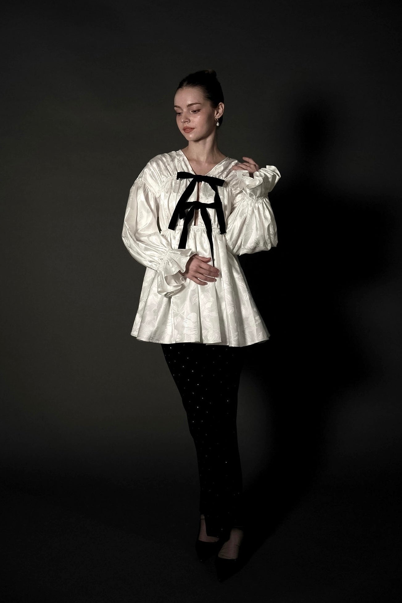 ［Édition］jacquard ribbon blouse