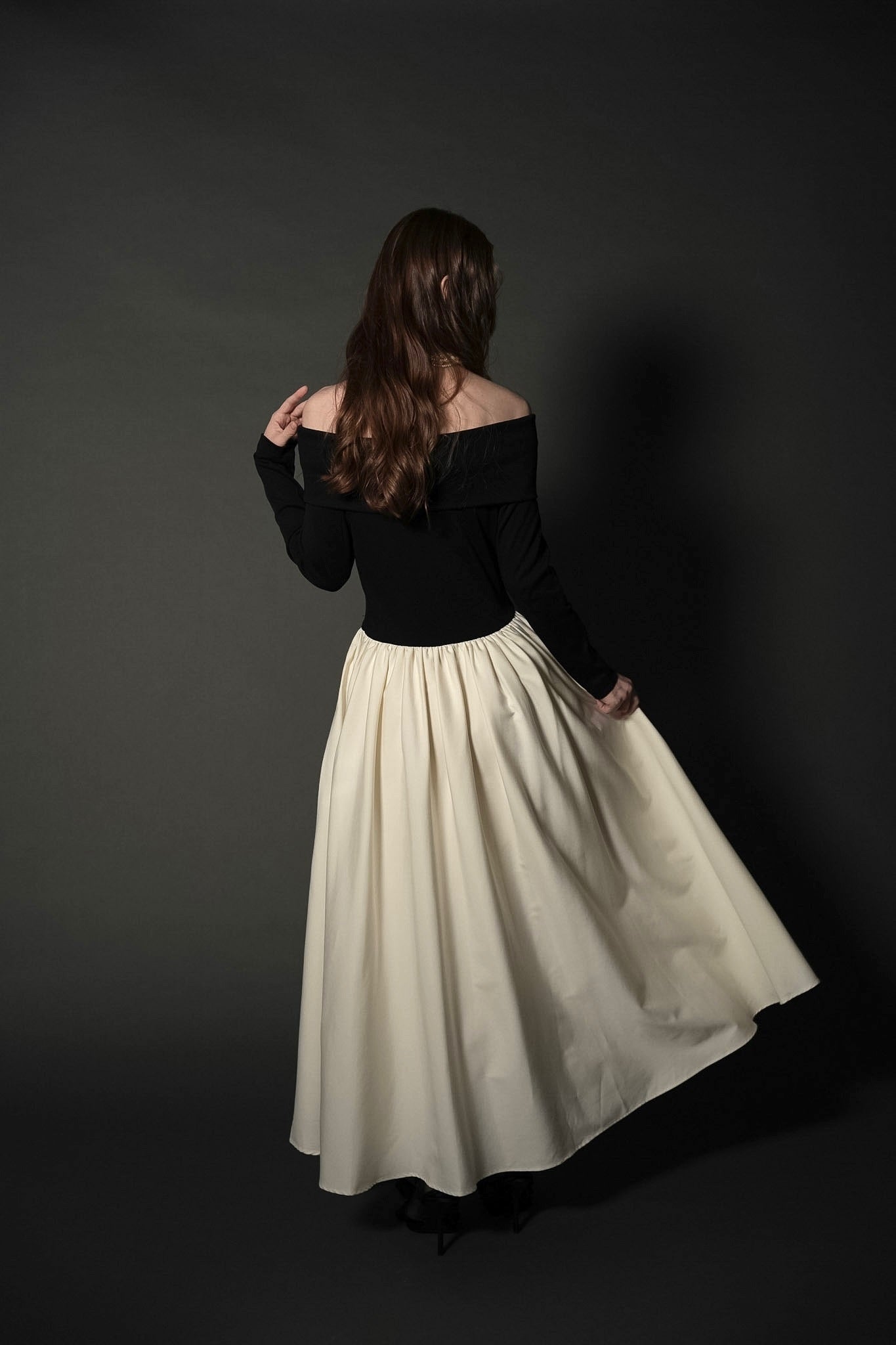 ［Édition］off shoulder docking one-piece