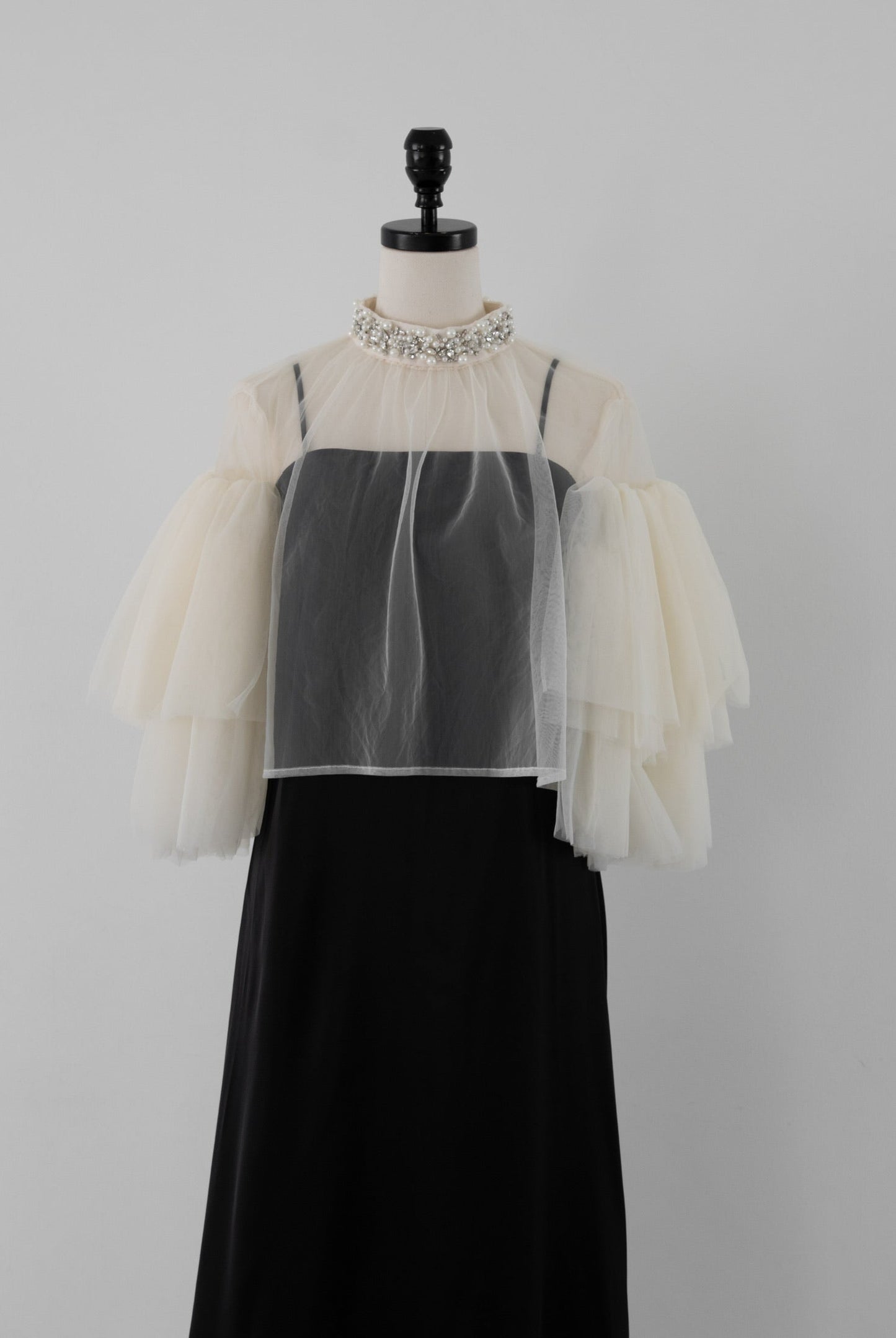 ［Édition］bijou tulle layered dress