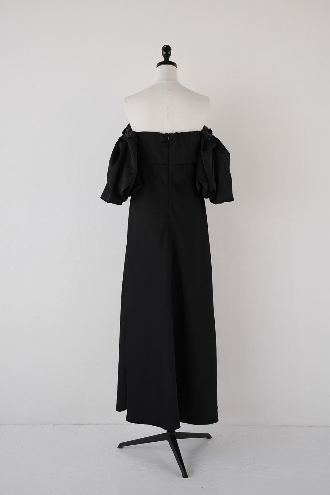 ［Édition］soft line puff dress