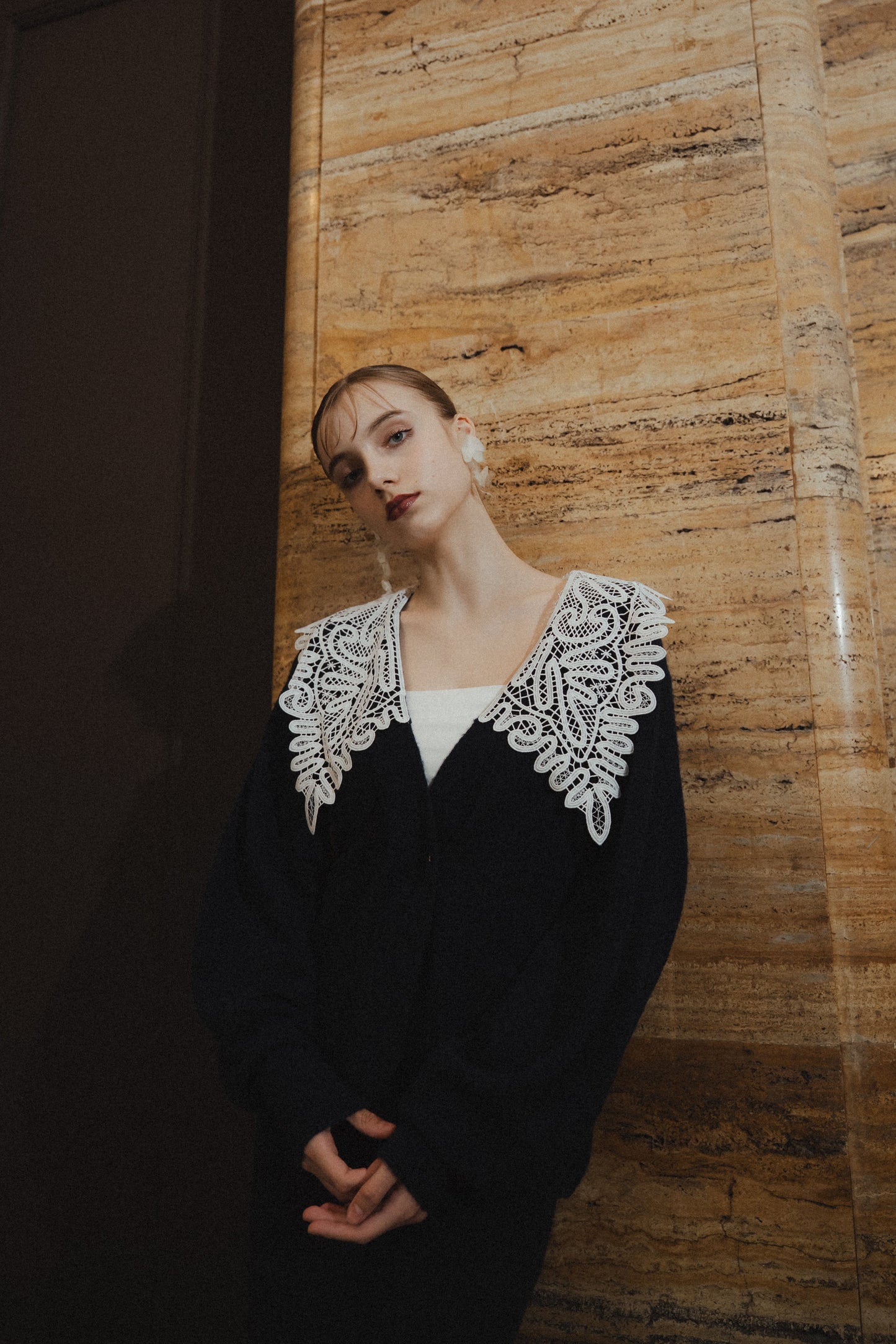 lace collar knit cardigan