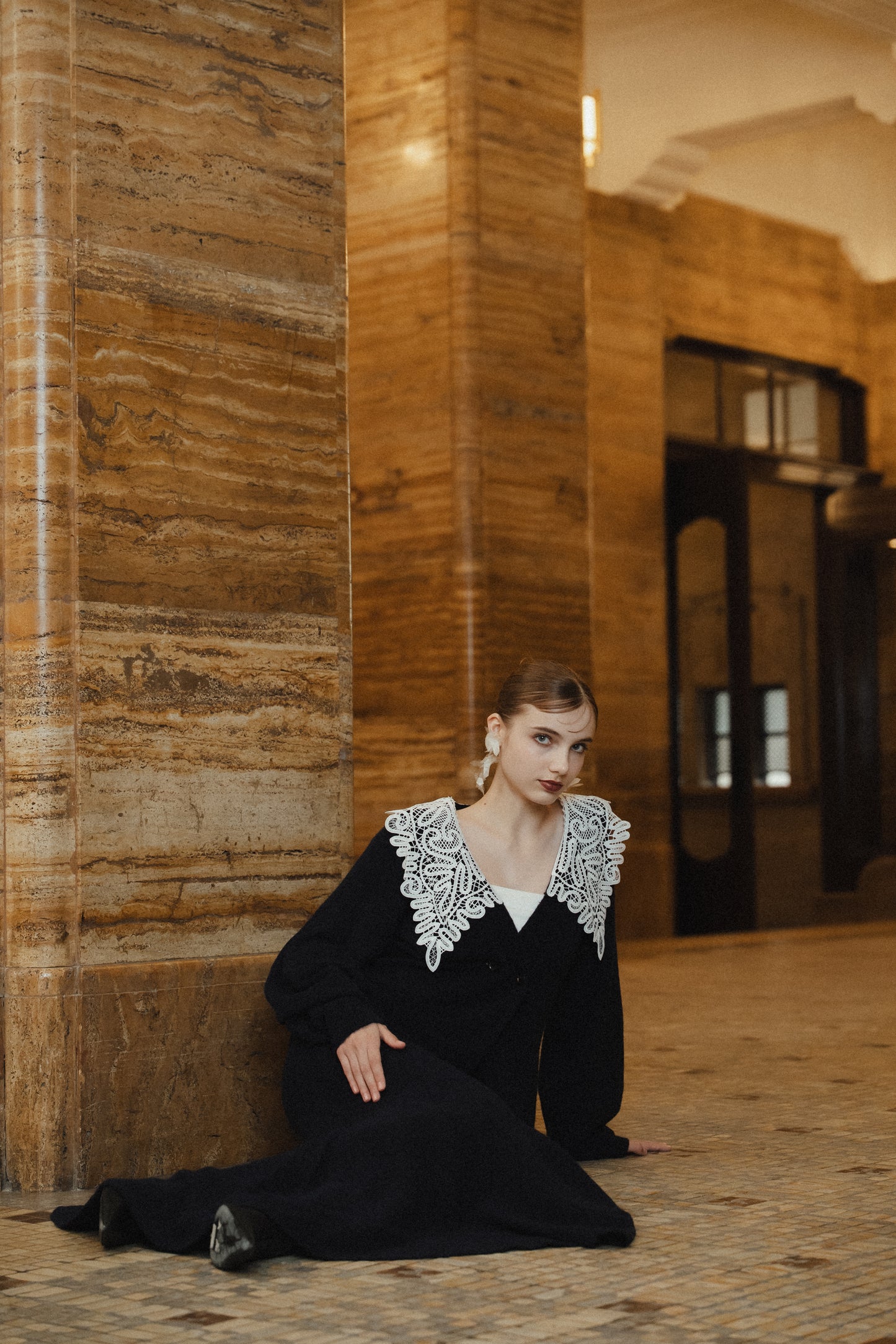 lace collar knit cardigan