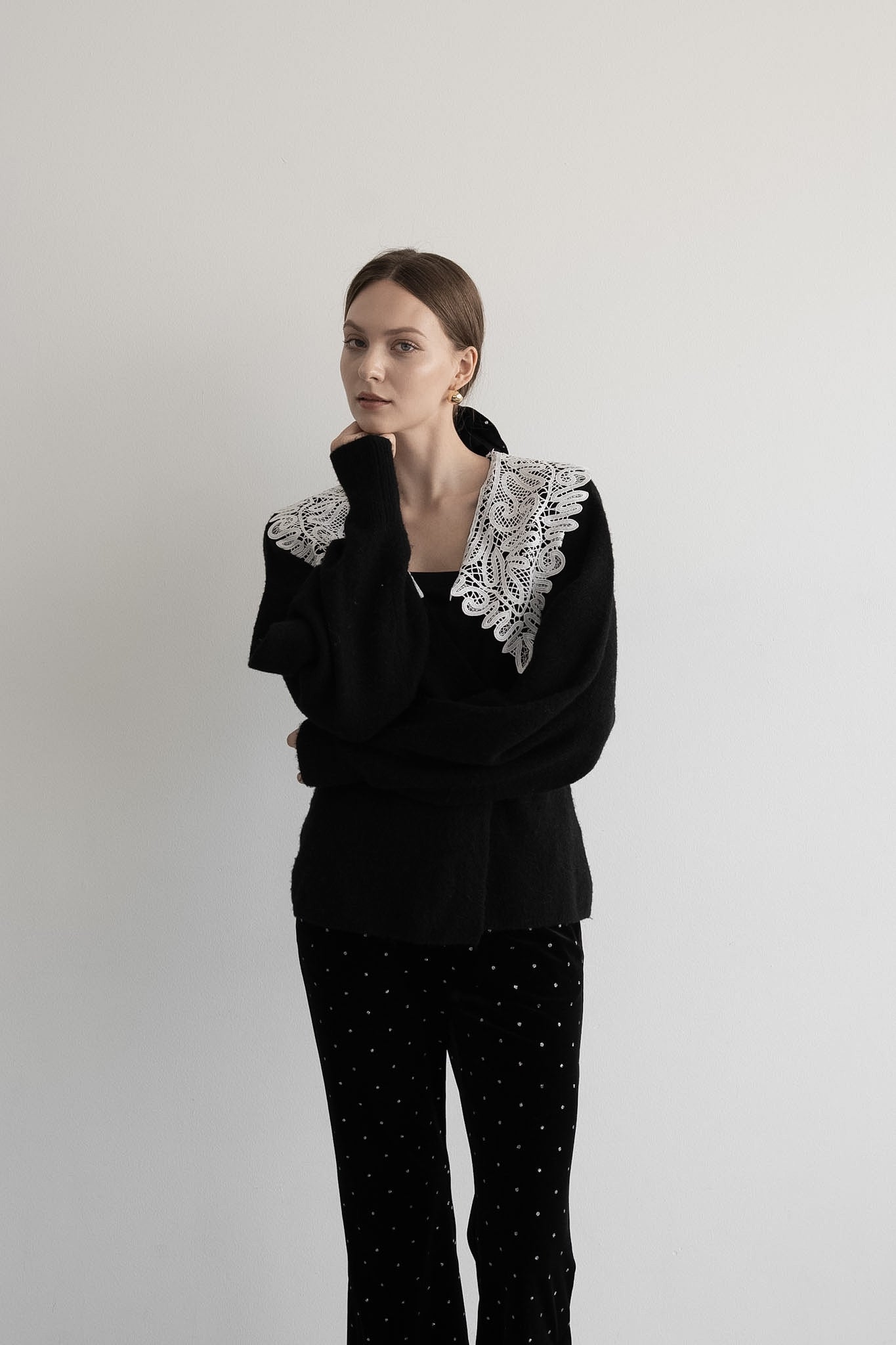 lace collar knit cardigan