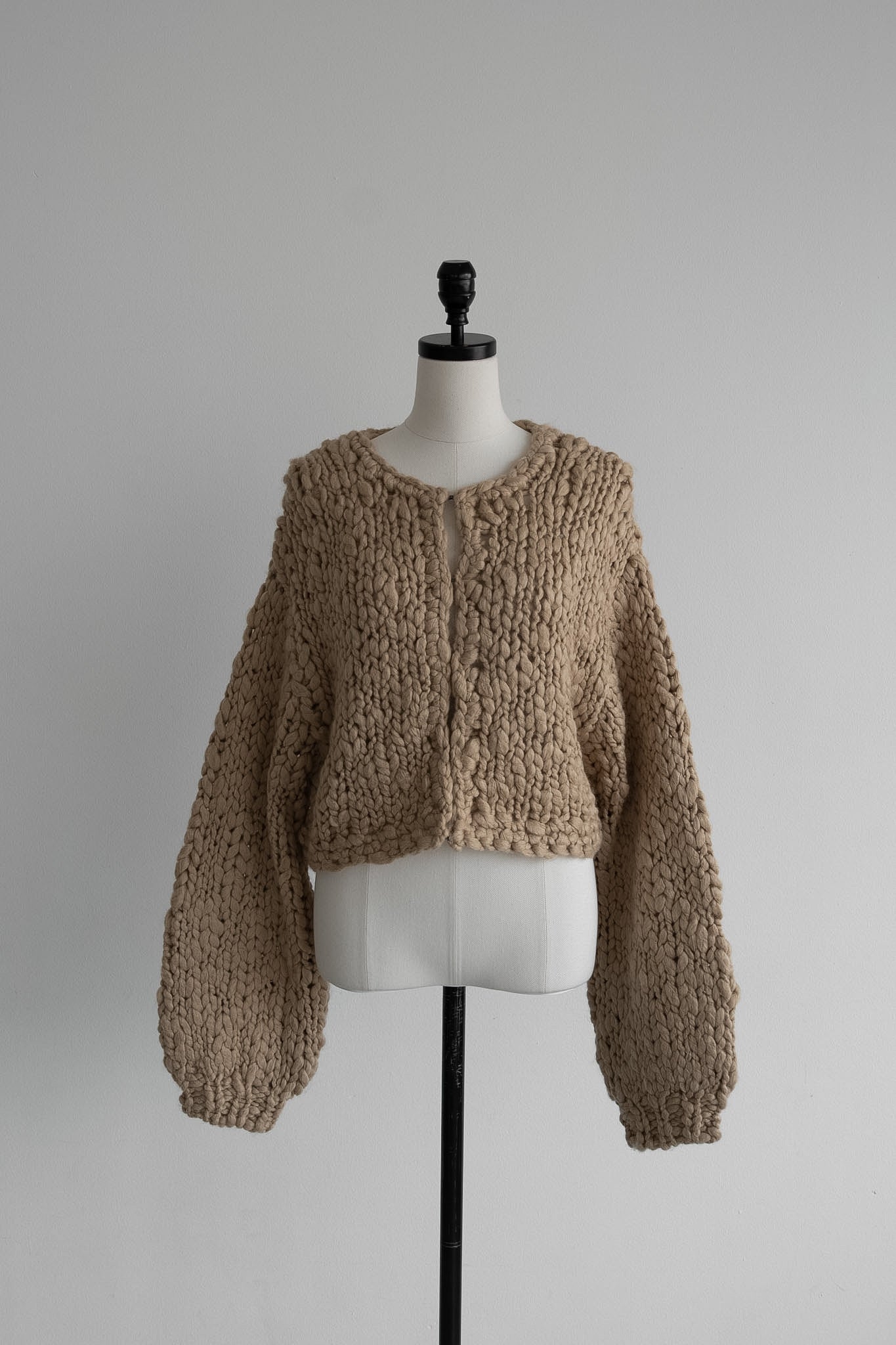 frill hand knit cardigan