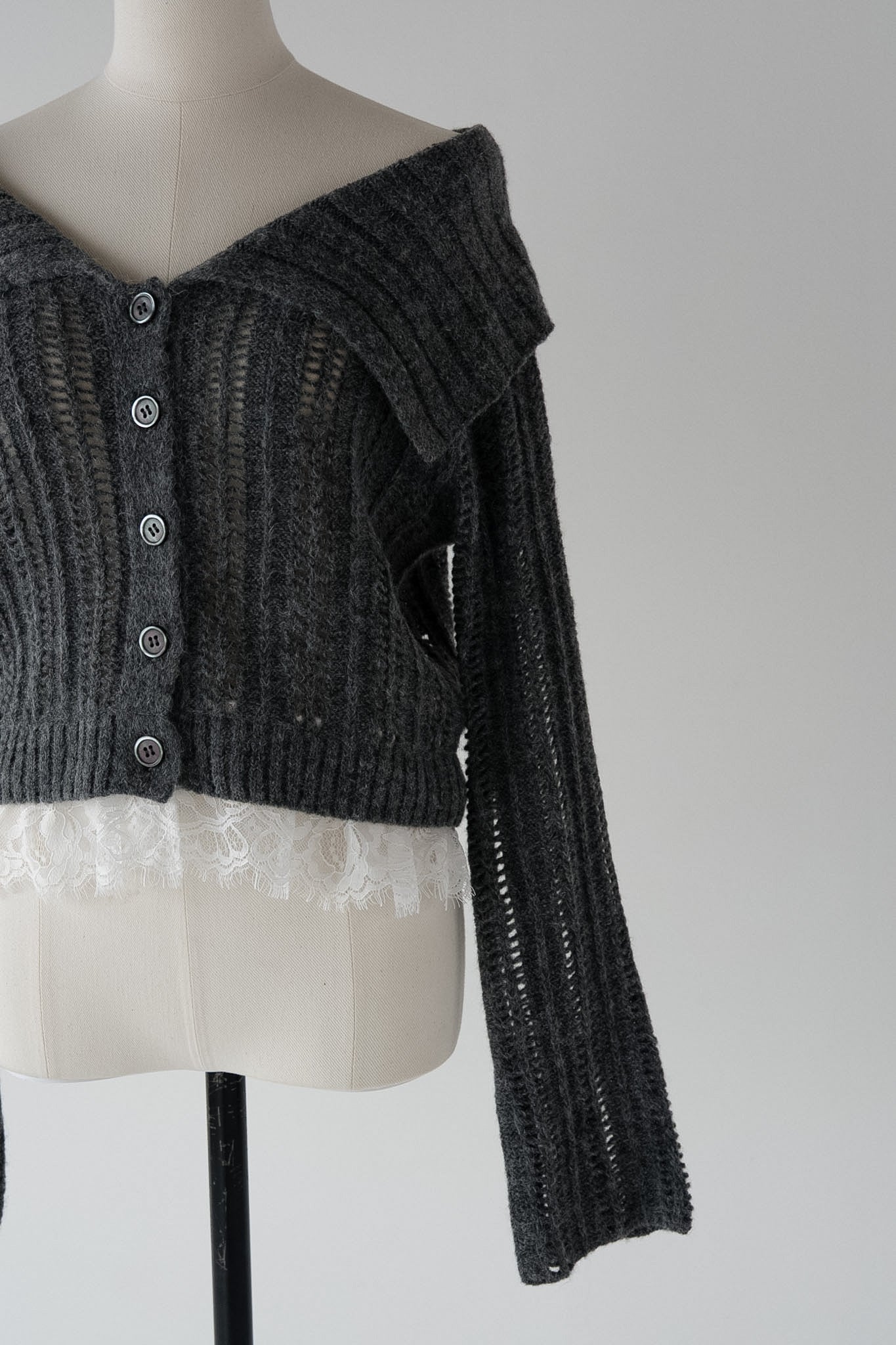 lace hem cable knit