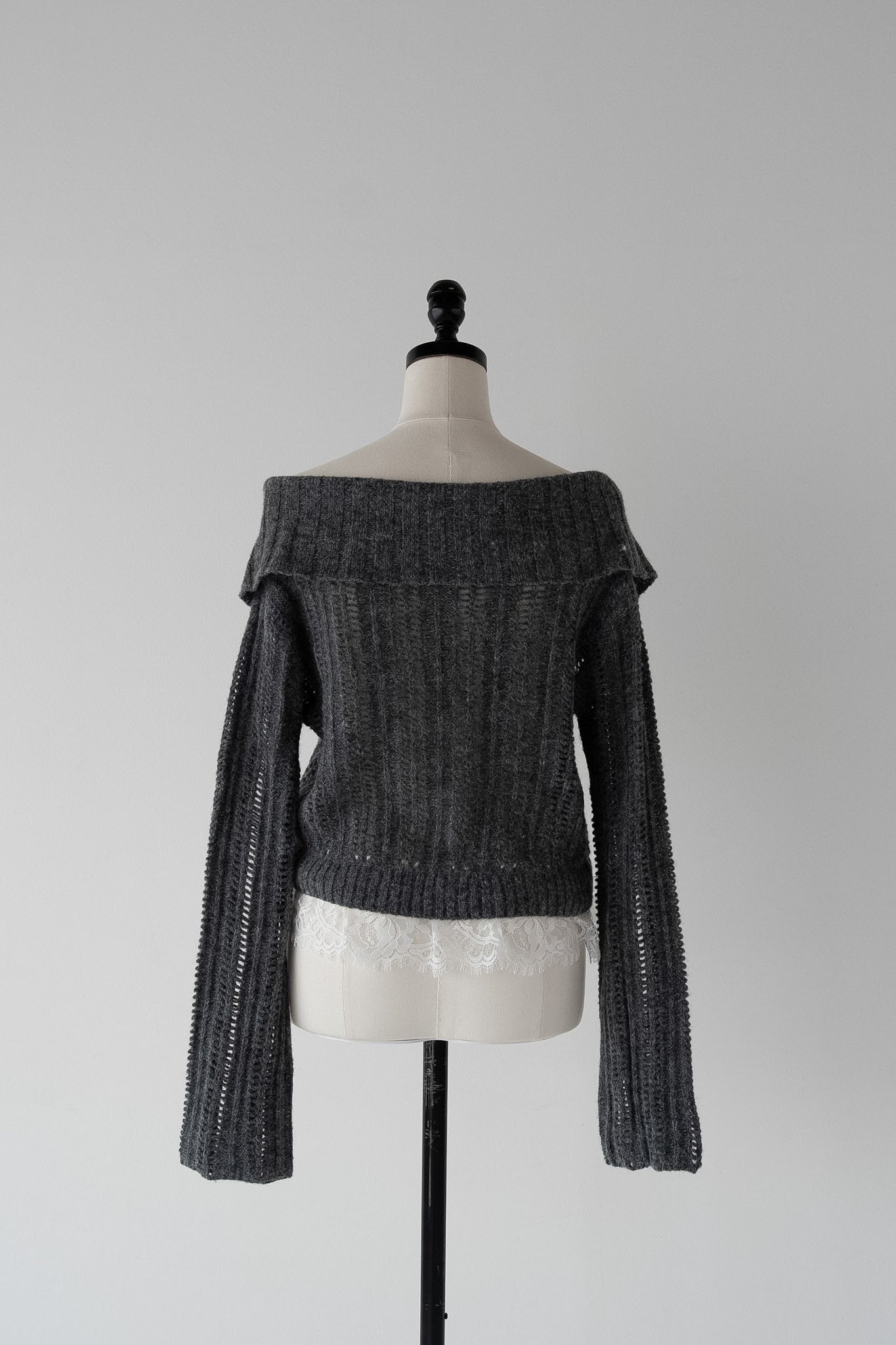 lace hem cable knit