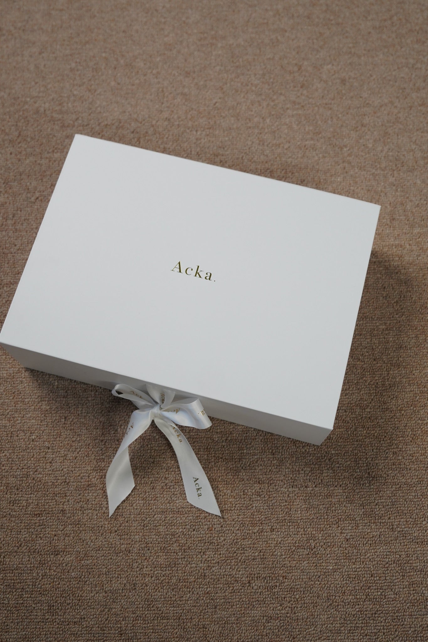 Acka. gift box