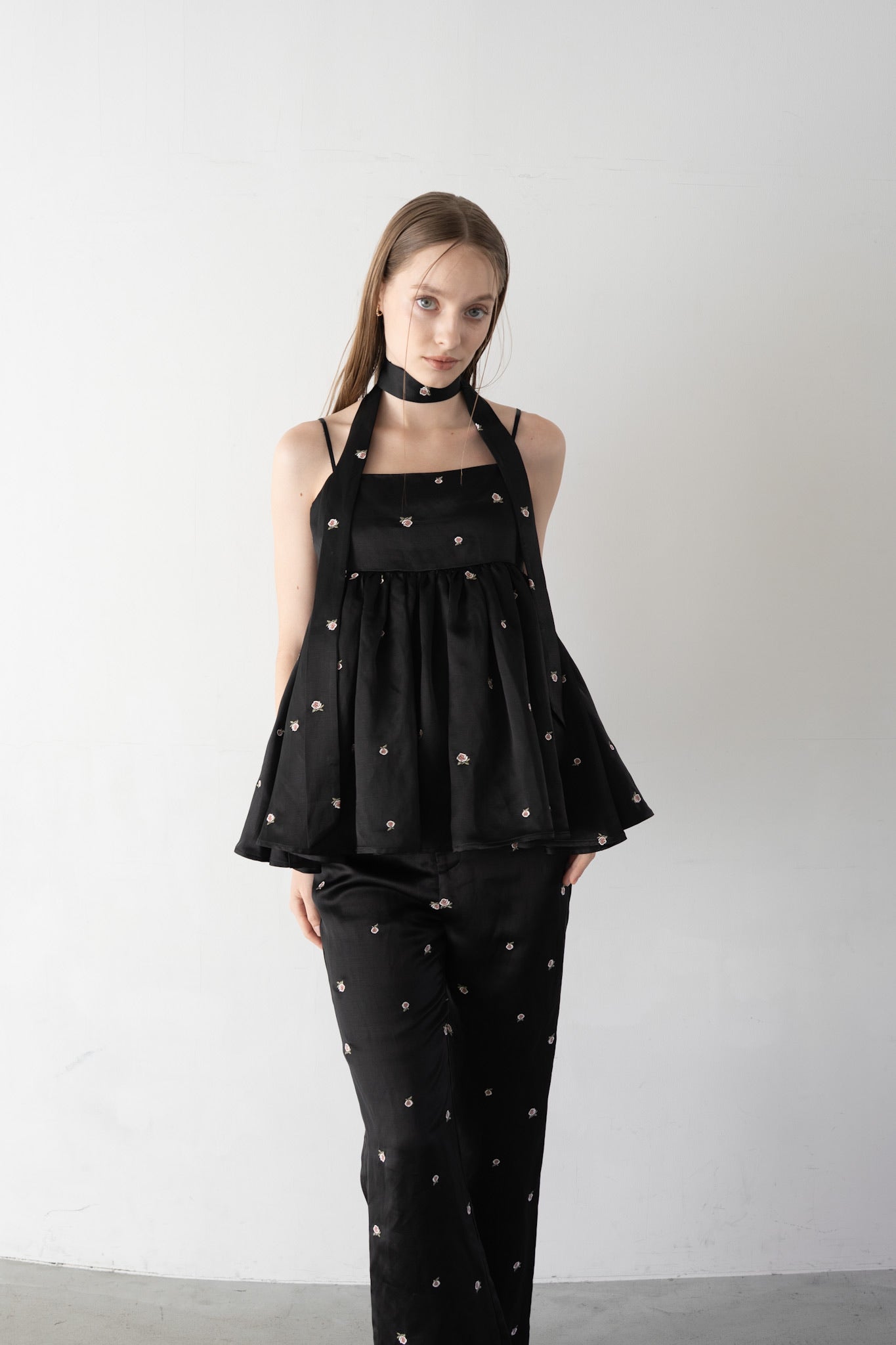 美品 Acka エーシーケーエーフリンジアメリカンスリーブトップス ペプラム A'GEM/9 × .kom 『.KOM/ドットケーオーエム』 カラーリブワッペン