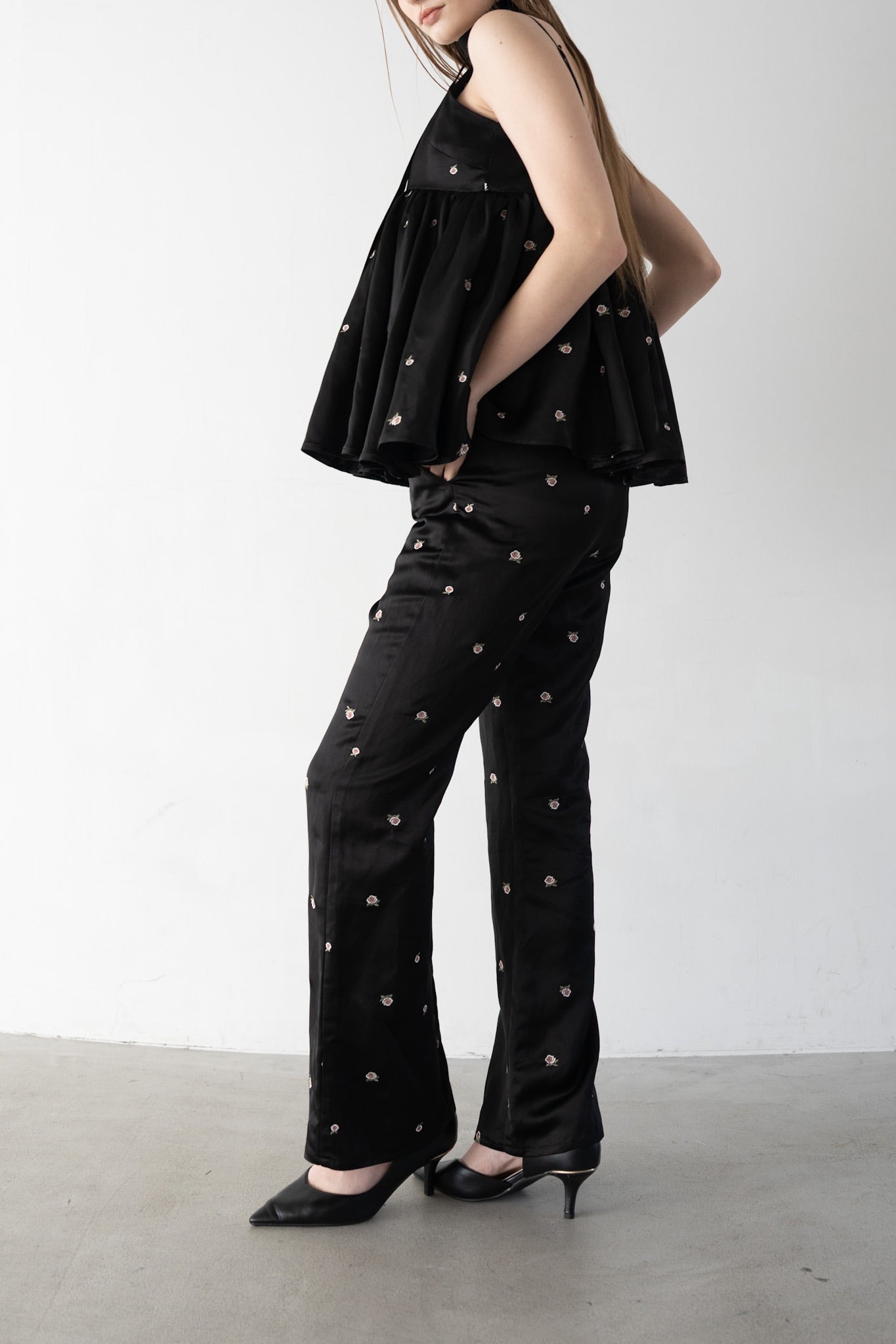 【美品・4月末まで出品】acka lace sleeve jacket set up – Acka online store