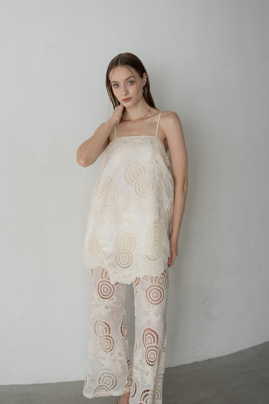 circle lace camisole