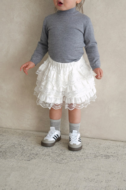 ［kids］lace tiered short pants