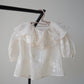 ［kids］embroidery frill blouse