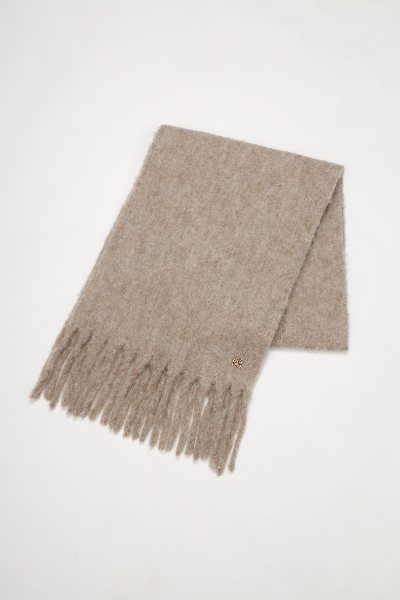 volume fringe muffler – Acka online store