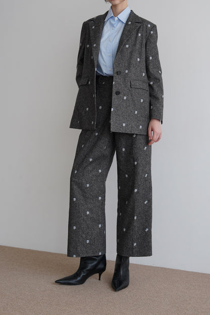 embroidery straight slacks