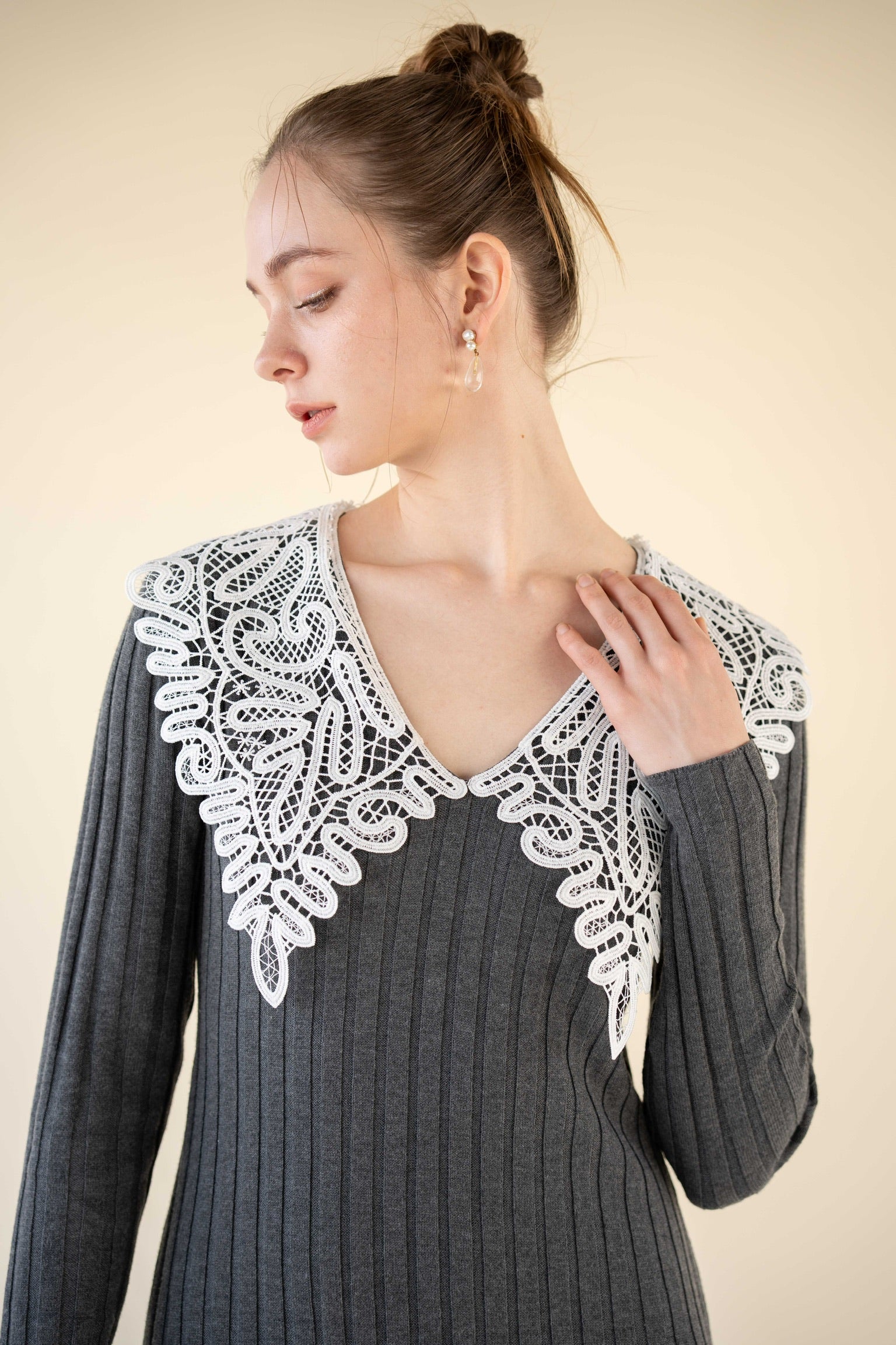 lace collar knit one-piece – Acka online store