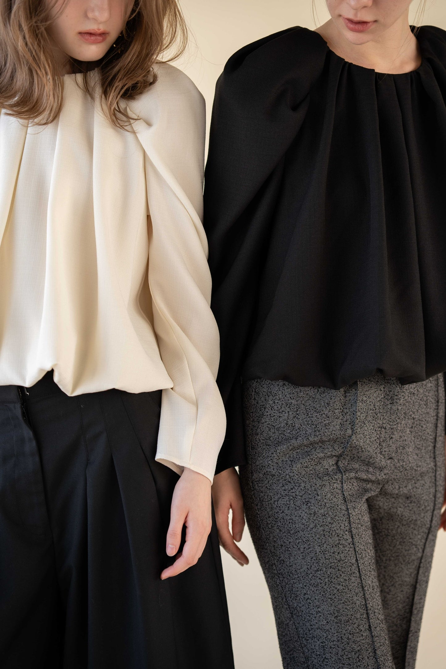 drape puff sleeve tops