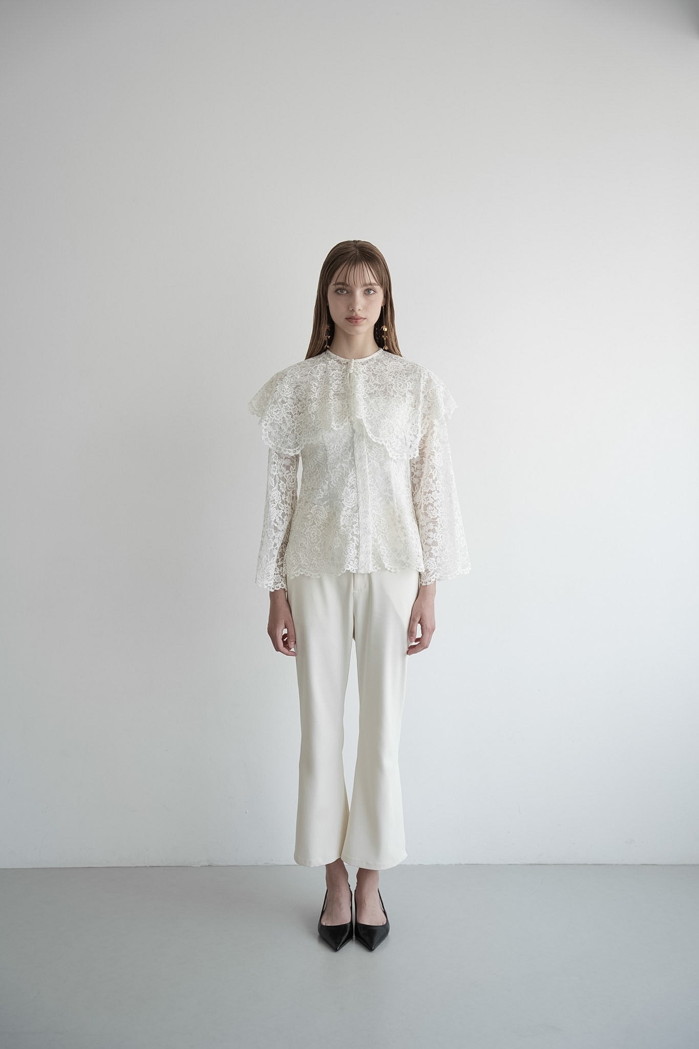 lace cape flare blouse