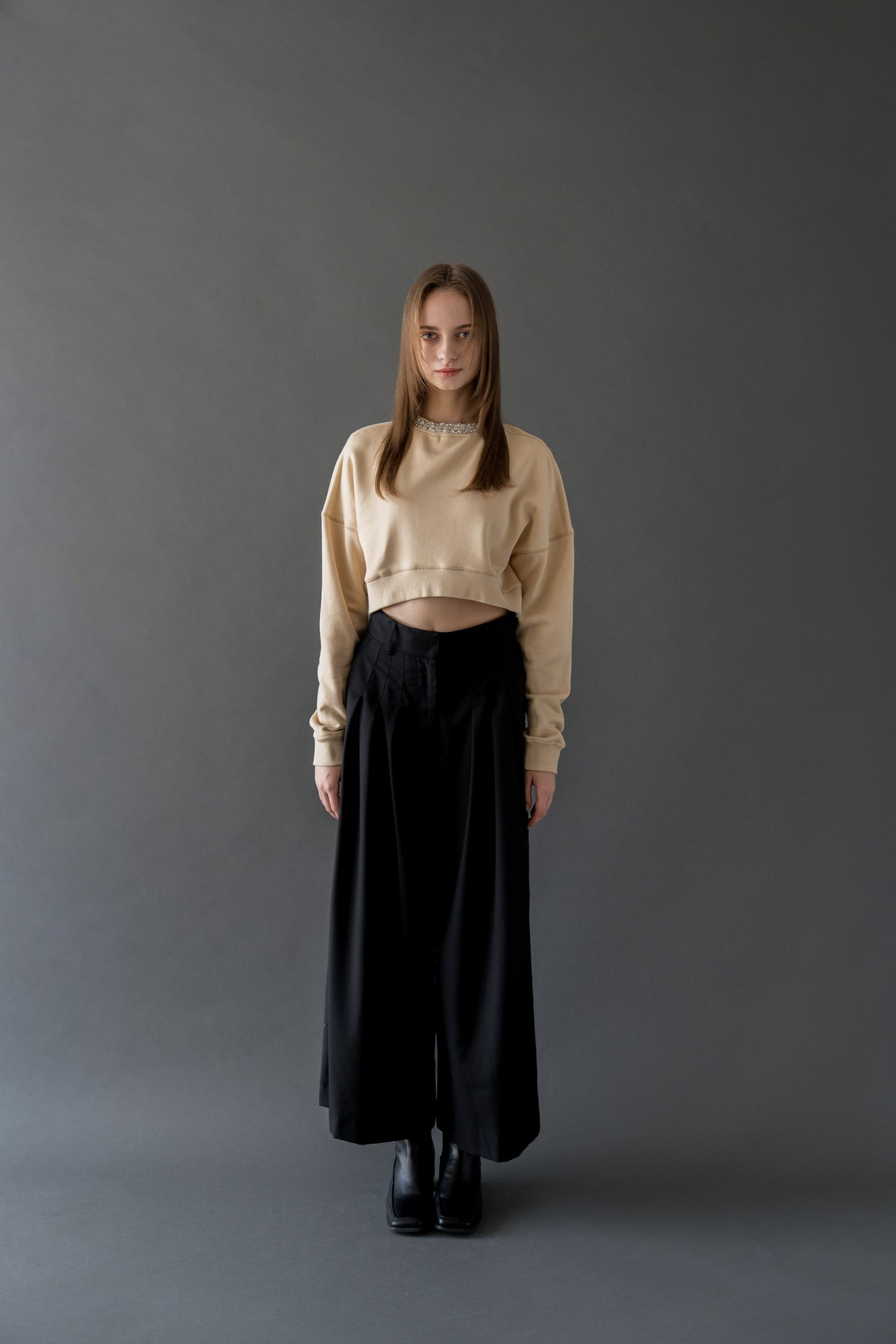 bijou neck cropped sweat