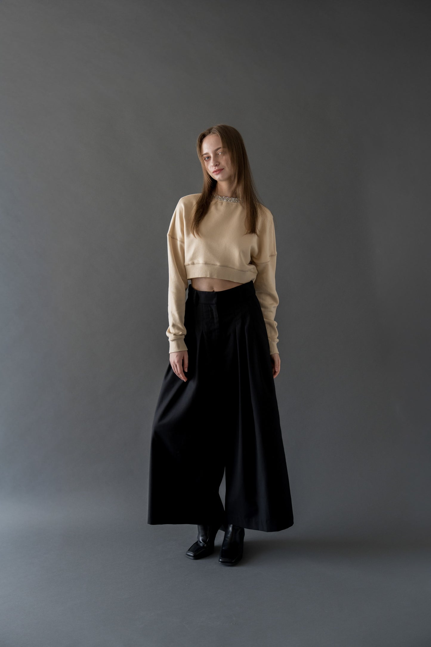 bijou neck cropped sweat