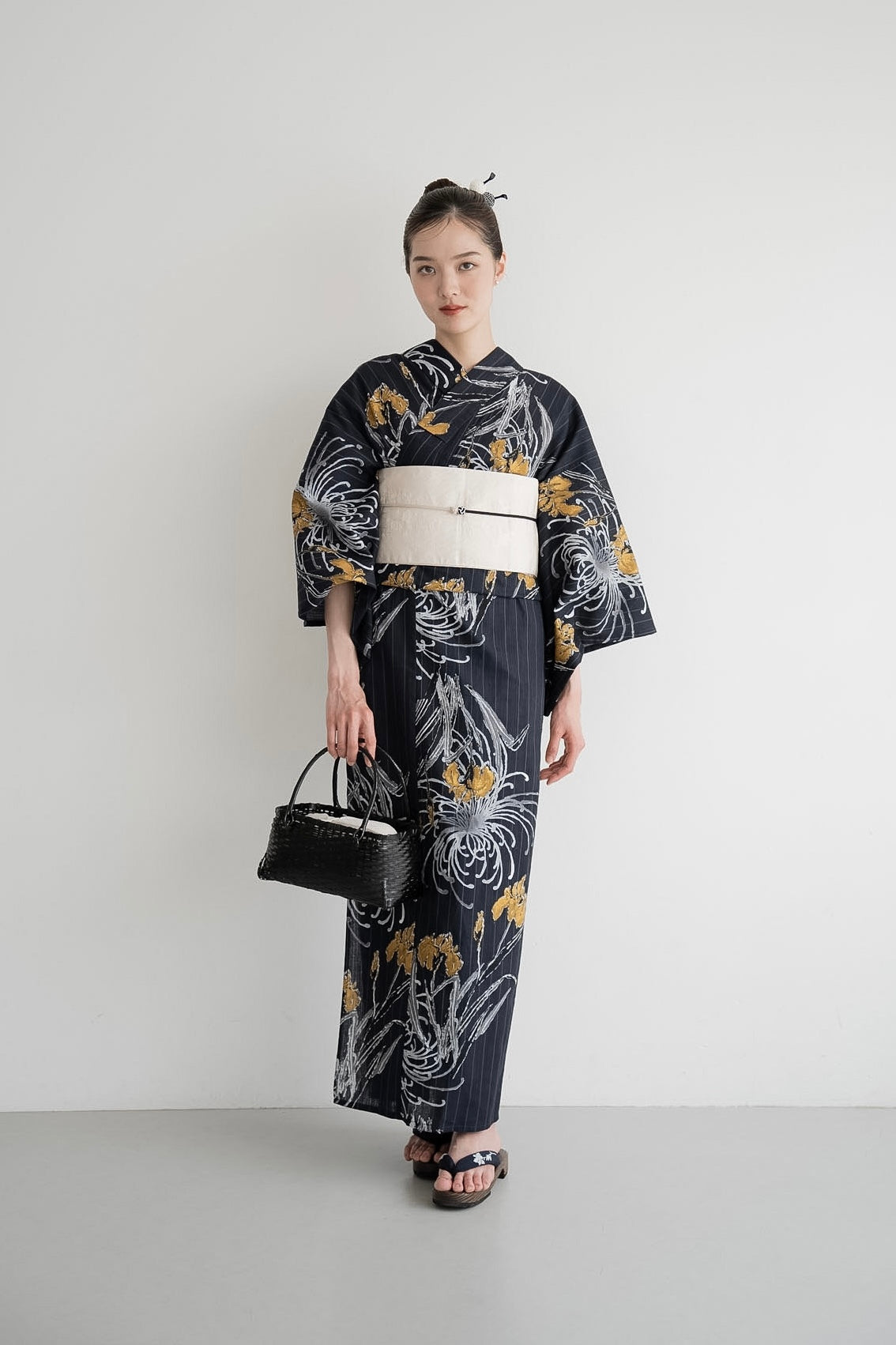 Acka.×utatane] 菖蒲と糸菊 navy 浴衣4set – Acka online store