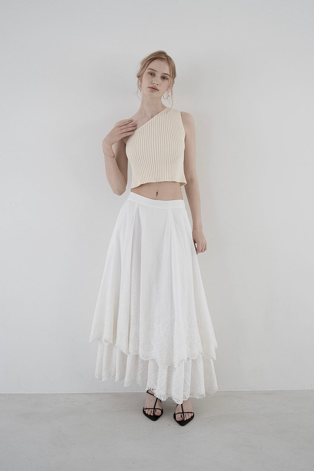 lace tiered volume skirt