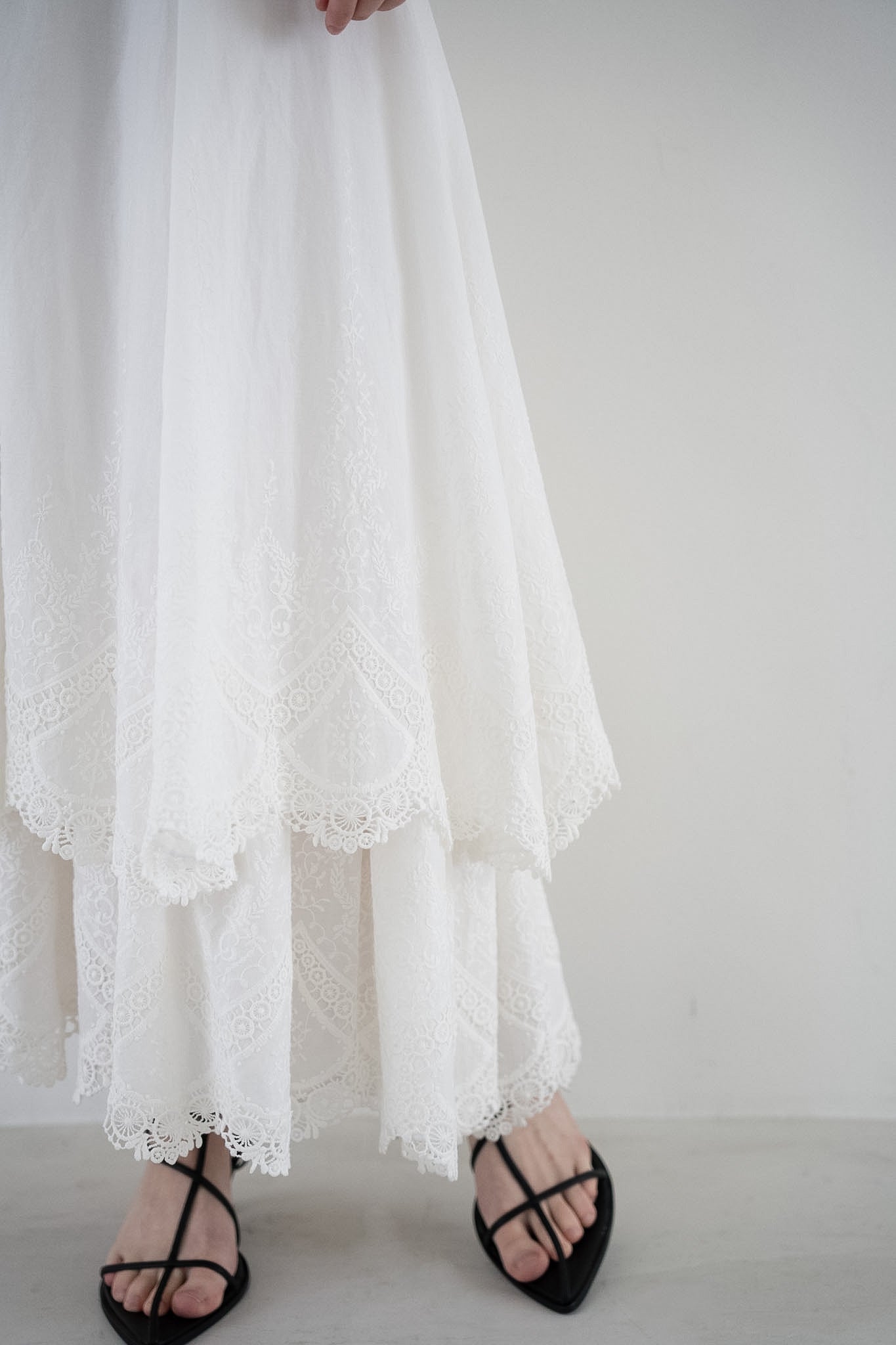 lace tiered volume skirt