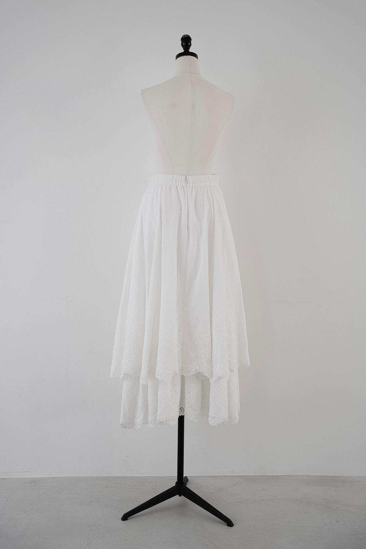 lace tiered volume skirt