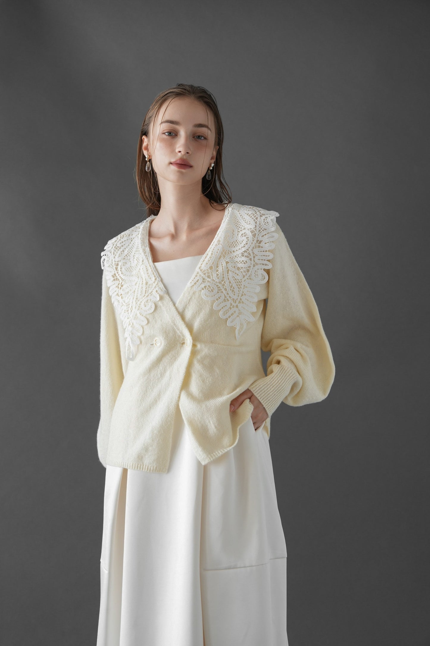 lace collar knit cardigan