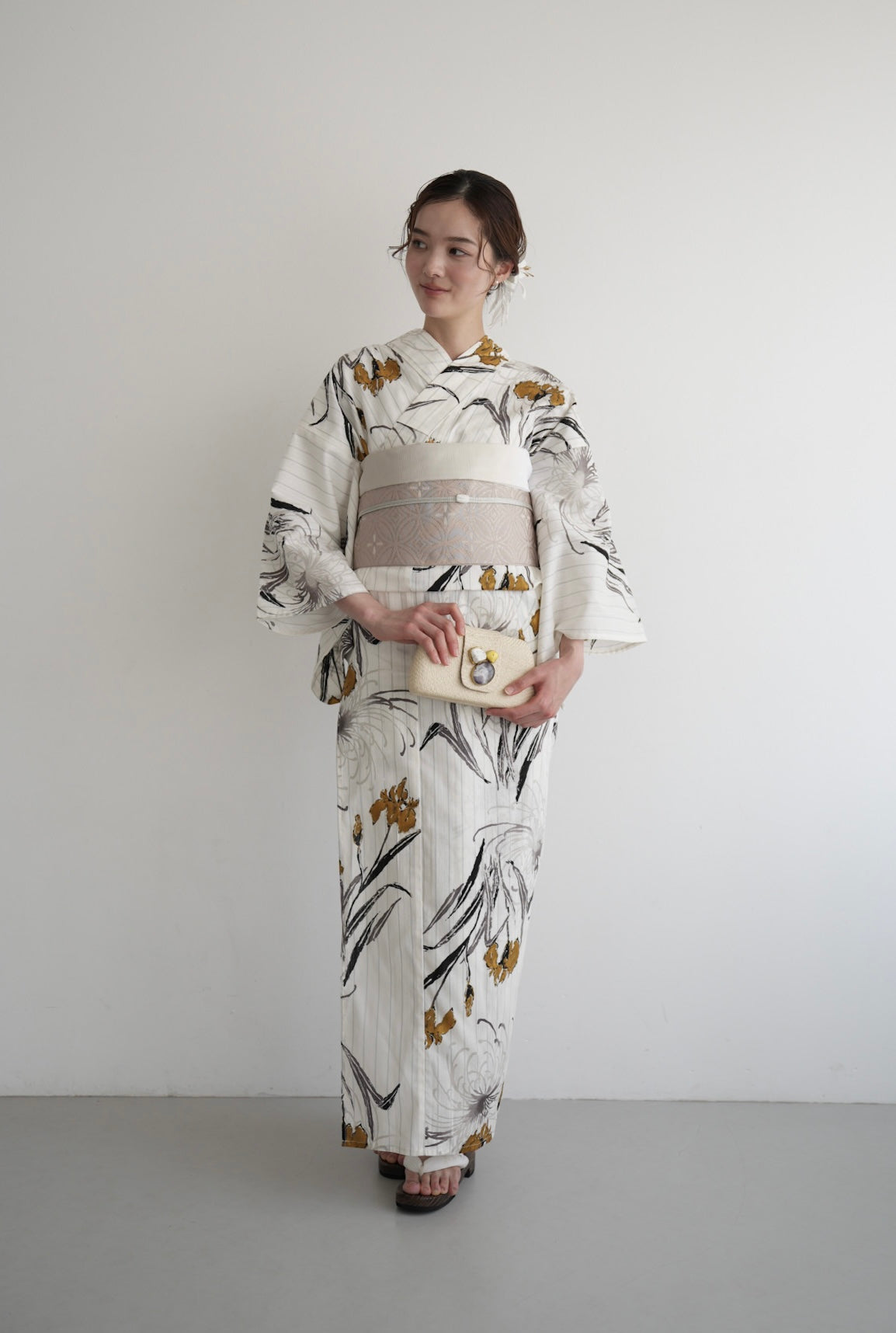 Acka.×utatane] 菖蒲と糸菊 white 浴衣4set – Acka online store