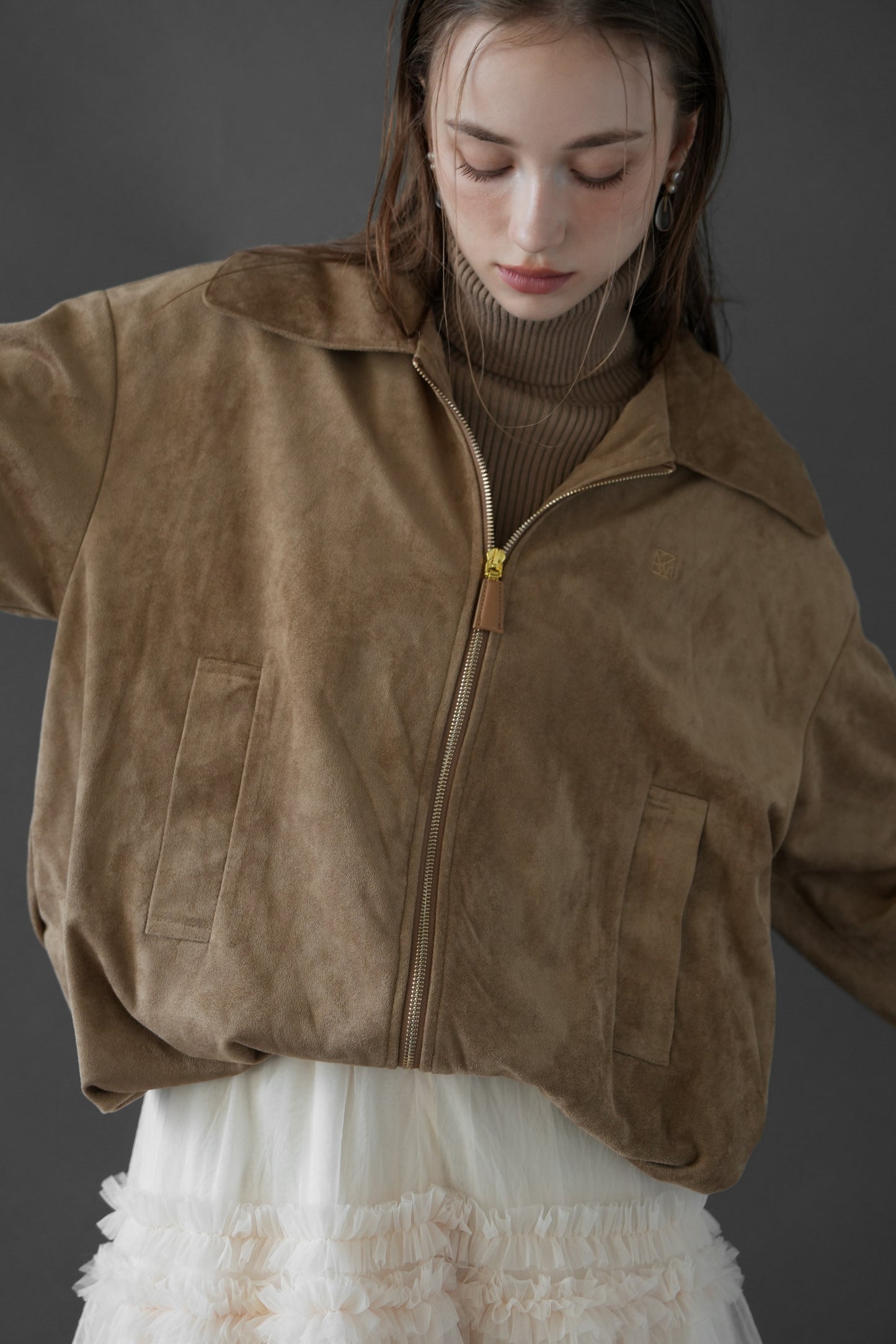 suede like logo blouson