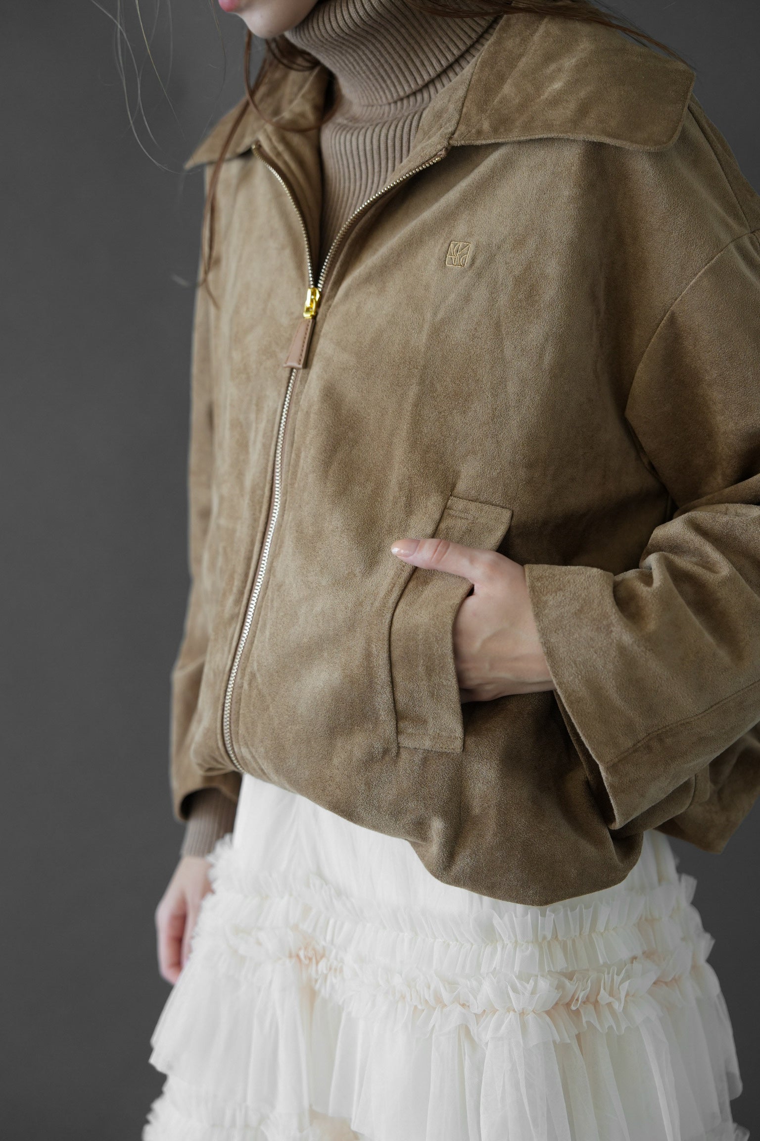 suede like logo blouson – Acka online store suede like logo blouson – Acka online store