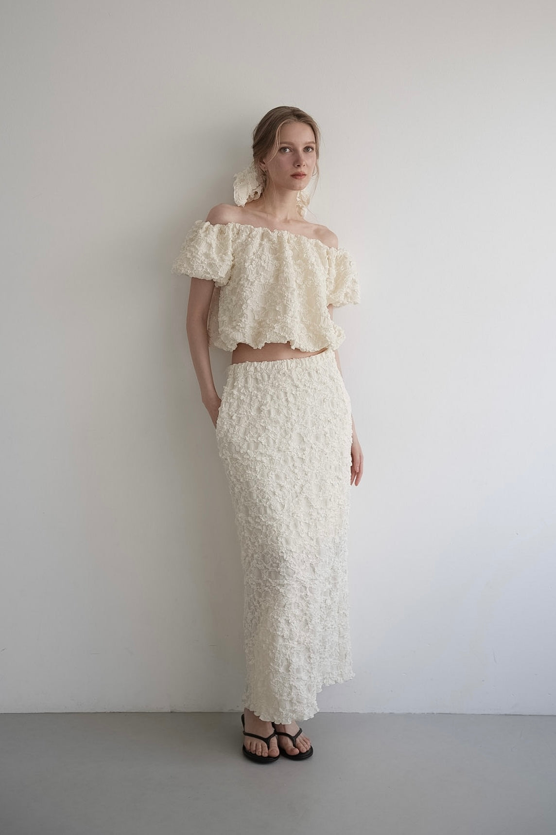 embossed form skirt