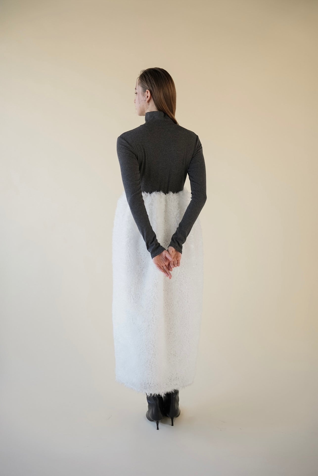 Acka tulle no sleeve one-piece gray ドレス ONEPIECE – Acka online store