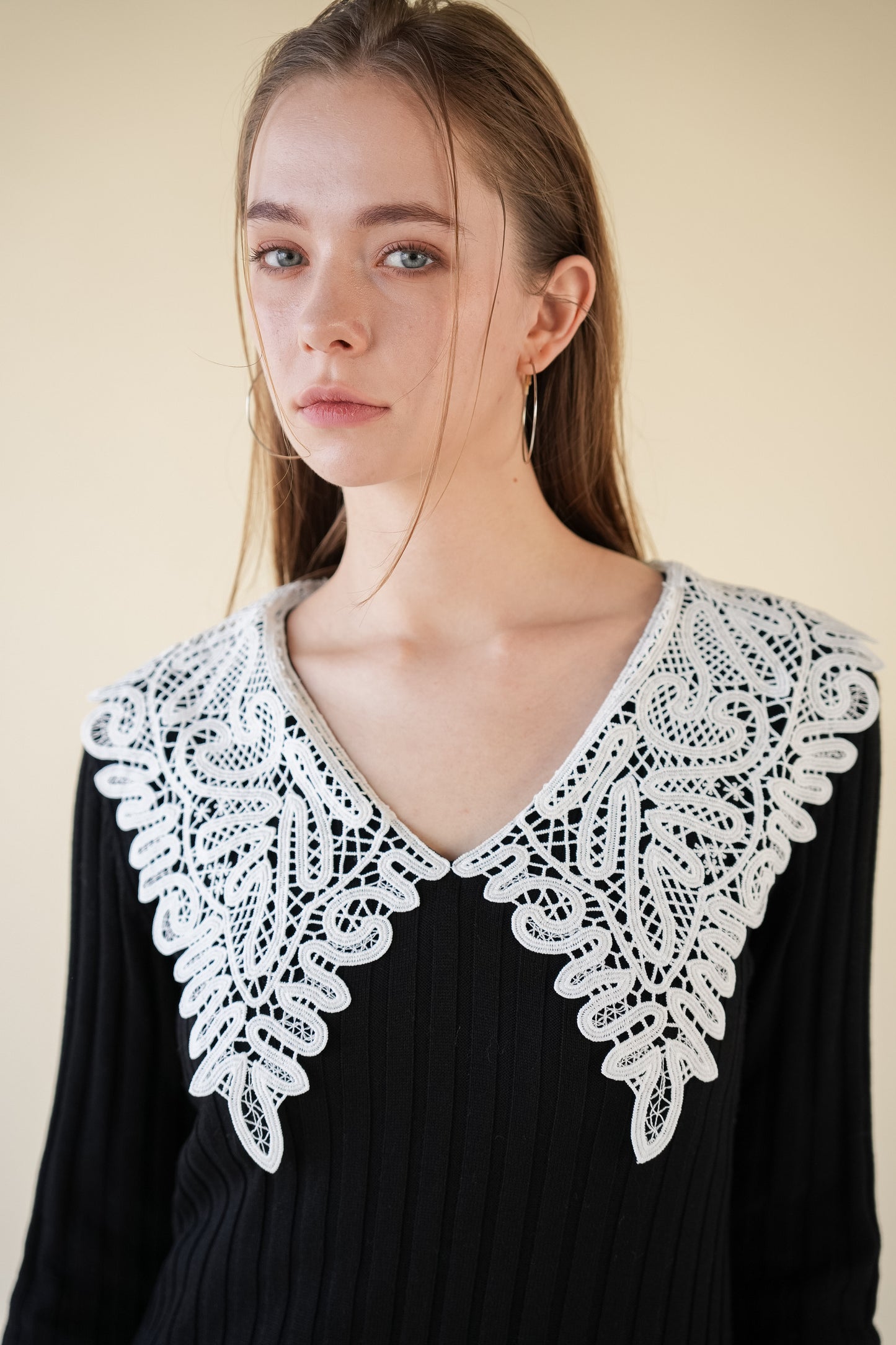 lace collar knit one-piece