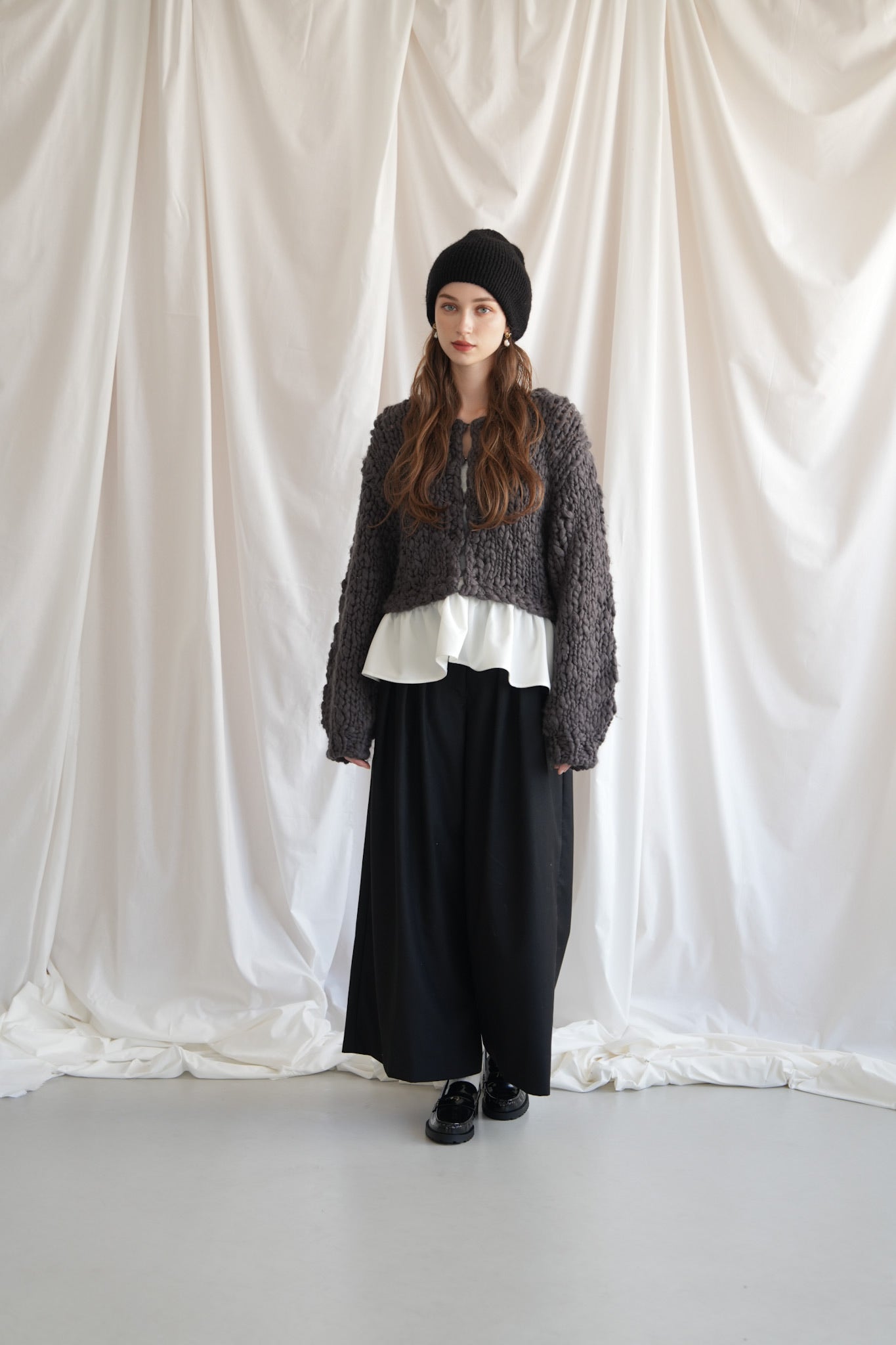 frill hand knit cardigan – Acka online store